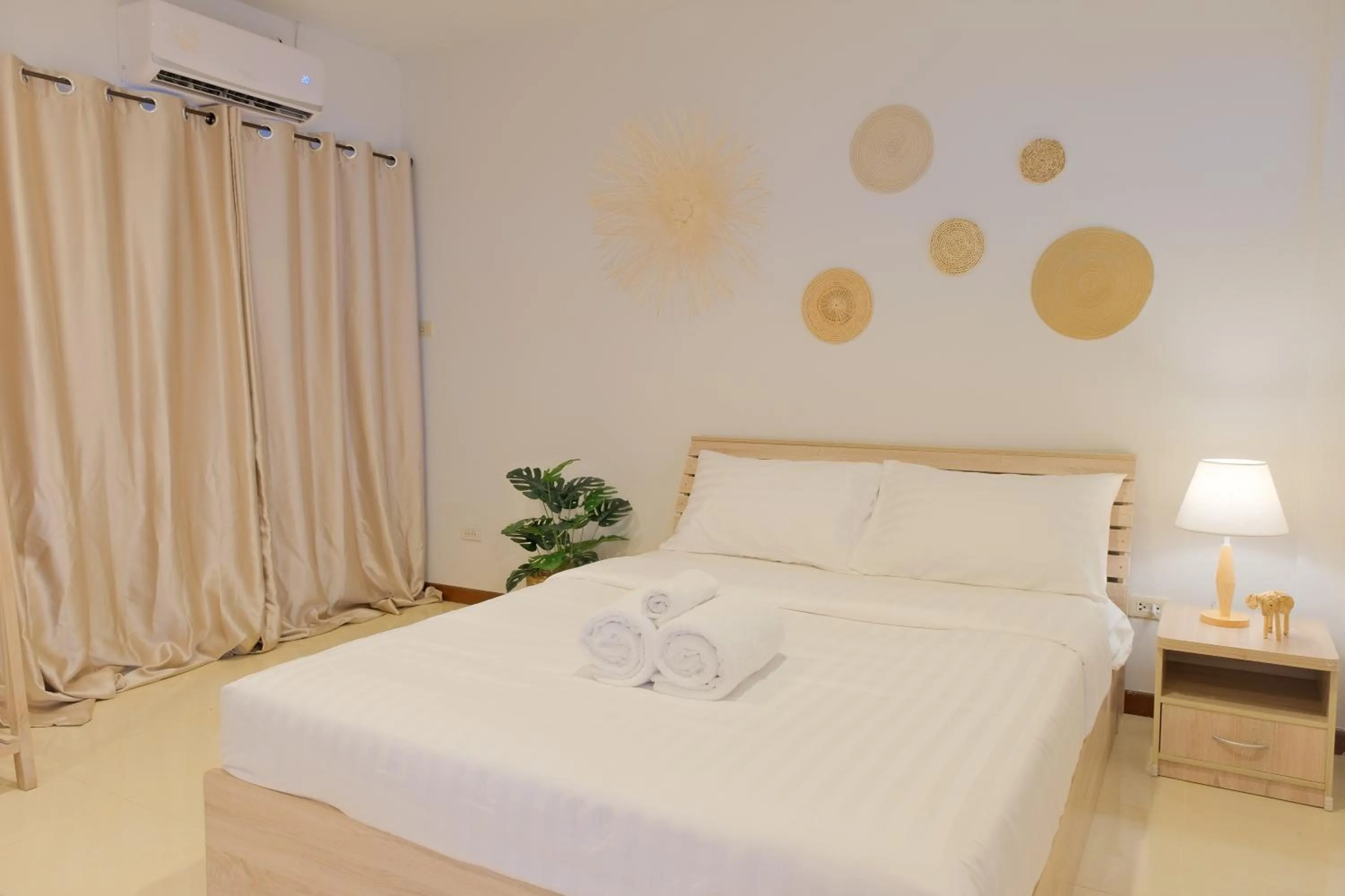 Bed in Baan Chinnakarn