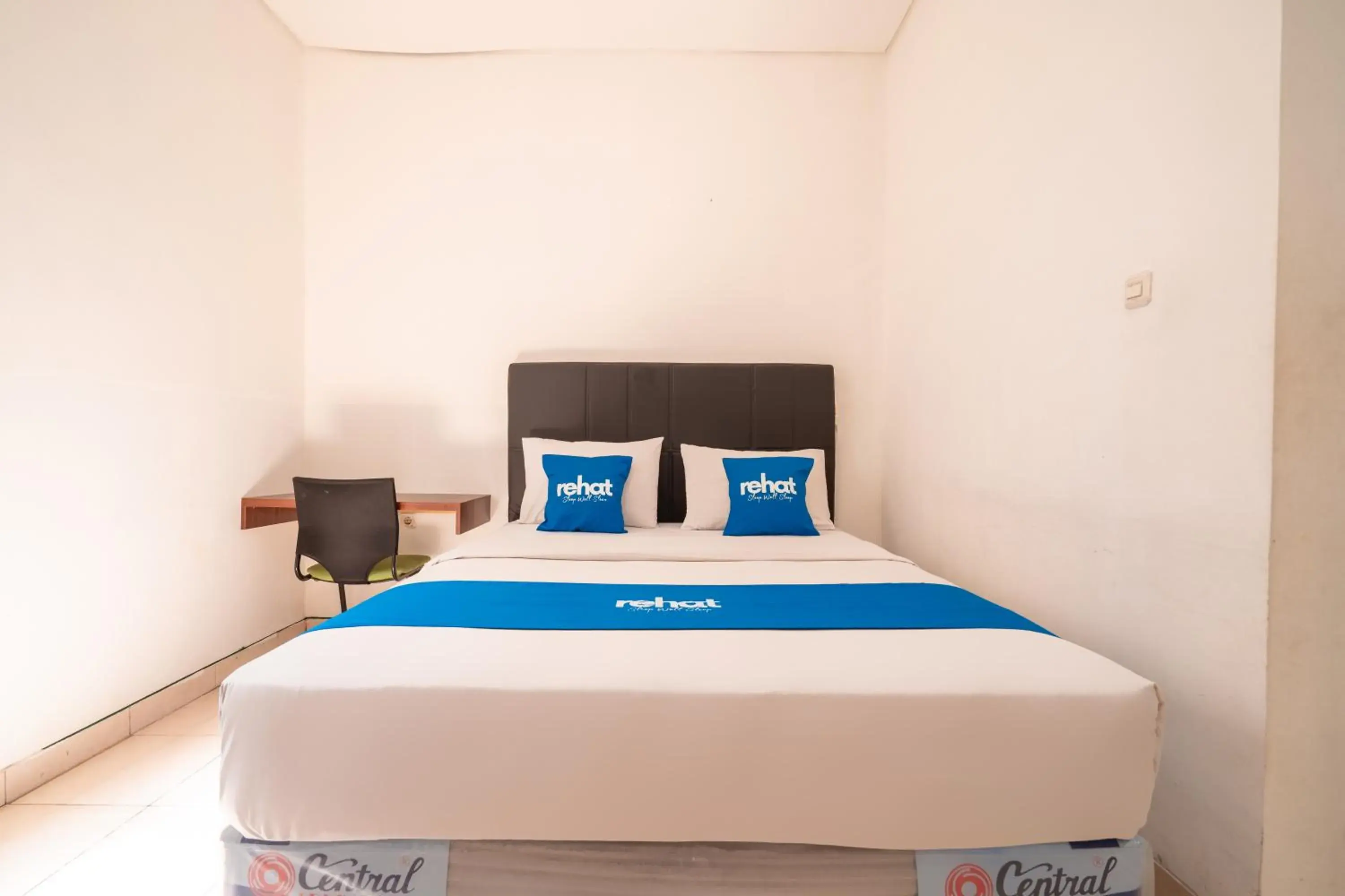 Bed in Rehat at Dago Sky Hotel Bed in Rehat at Dago Sky Hotel