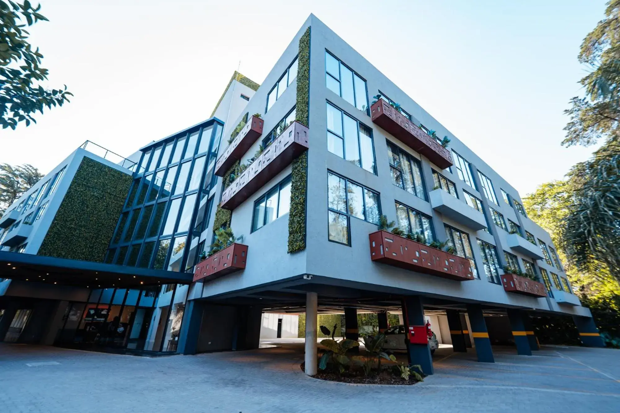 Facade/entrance in Mérit Parque Leloir by Amérian Facade/entrance in Mérit Parque Leloir by Amérian