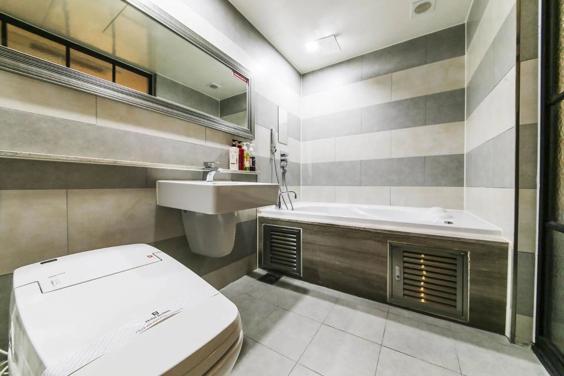 Bathroom in Bellino Hotel