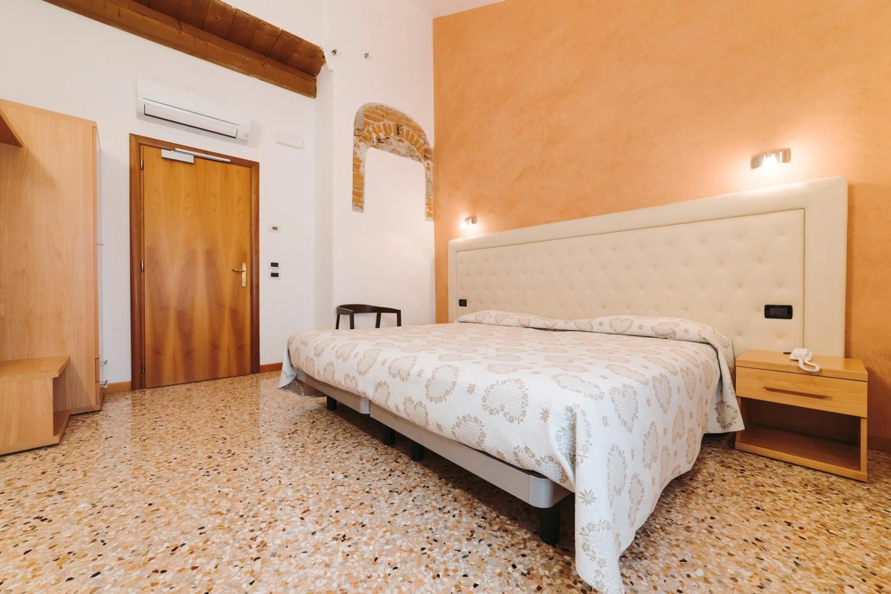 Photo of the whole room, Bed in Hotel Roma