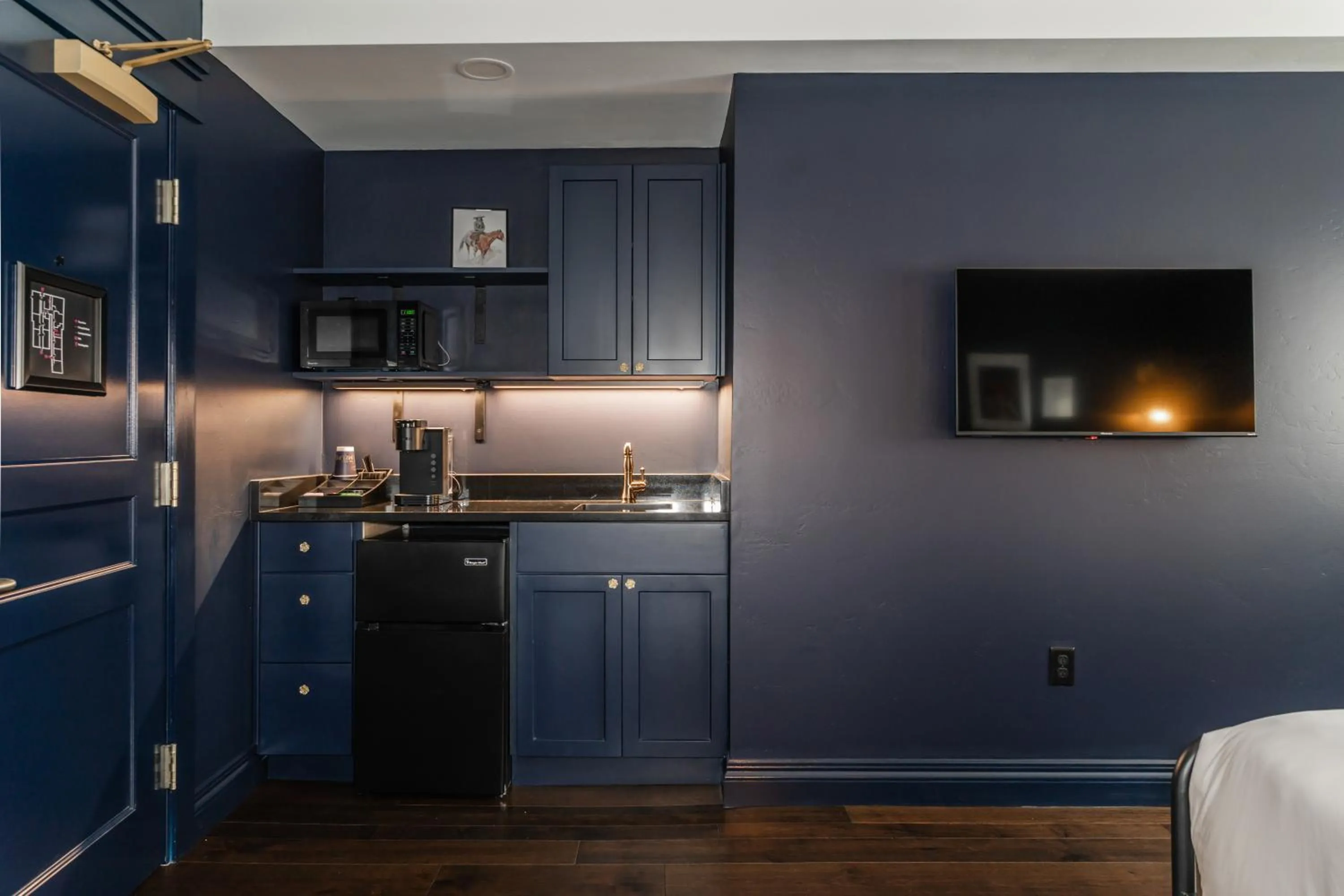 Kitchen or kitchenette in The Hotel Melrose