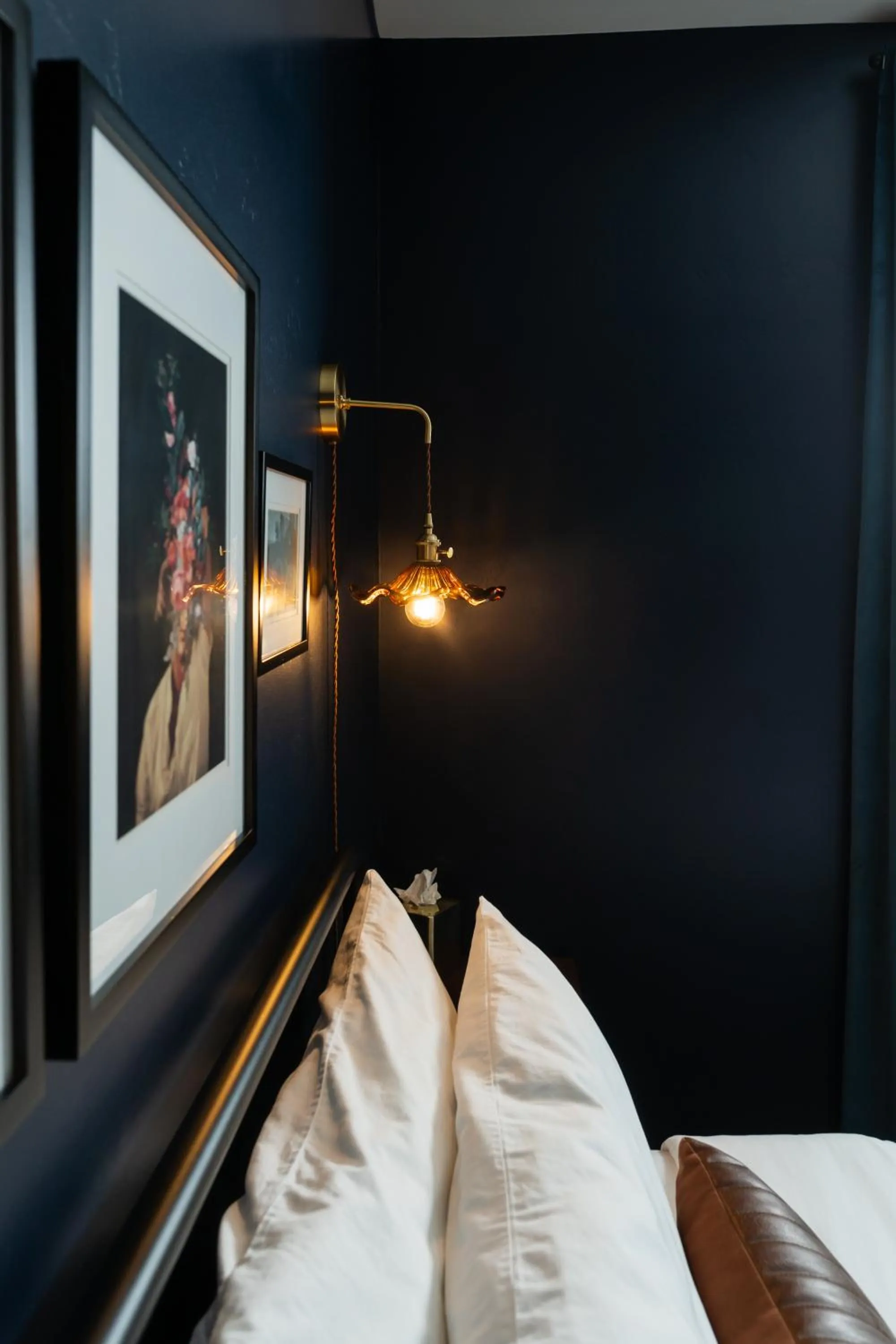 Bed in The Hotel Melrose