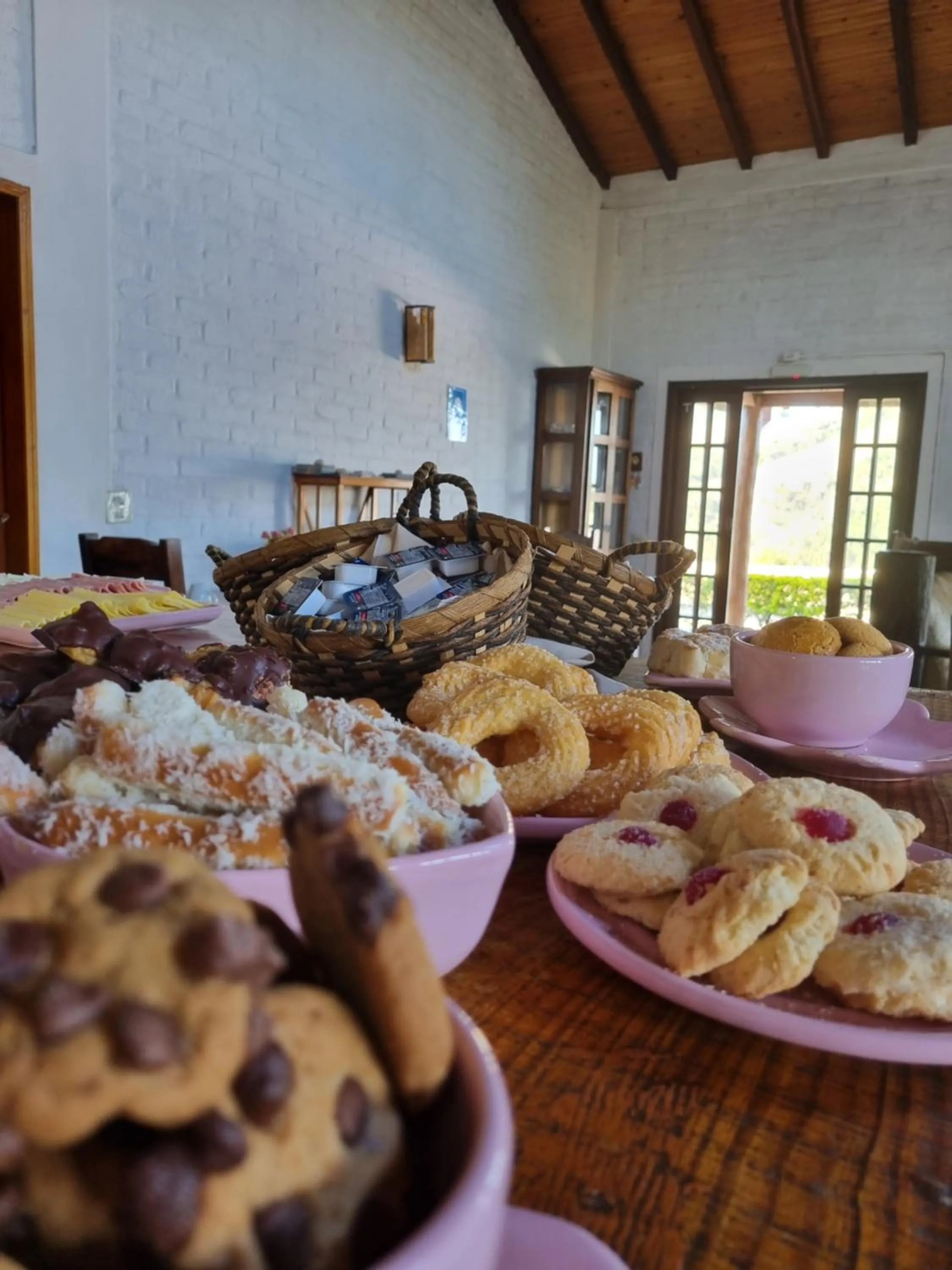 Buffet breakfast in Pousada Cafuné
