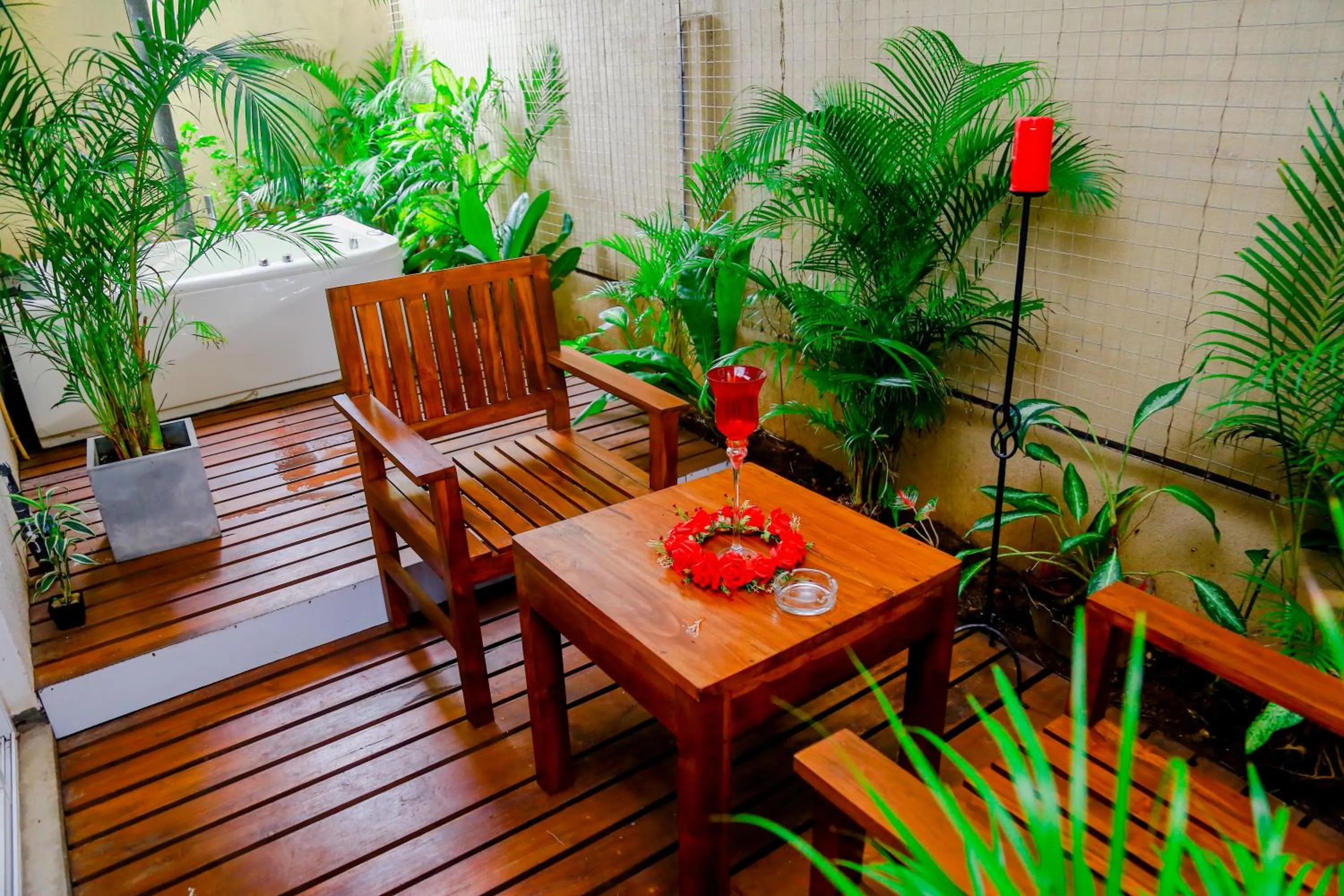 King Suite - single occupancy in Waasala Eco Luxury Heaven