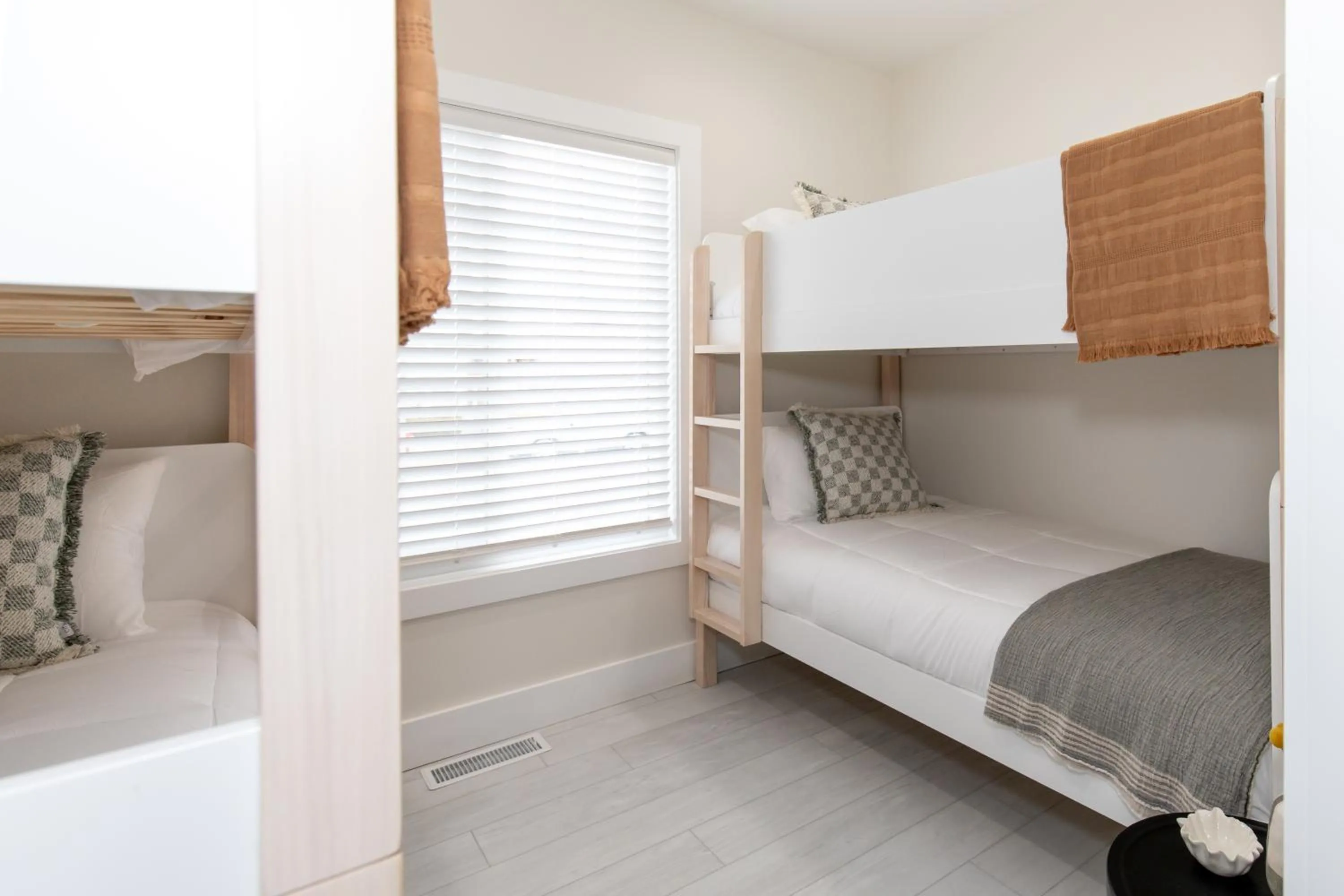 Property building, Bed in Inn At Fulton Boutique Hotel