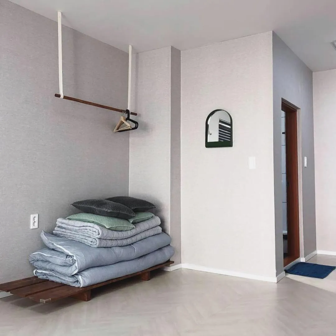 Yang Yang Surfers Paradise Stay