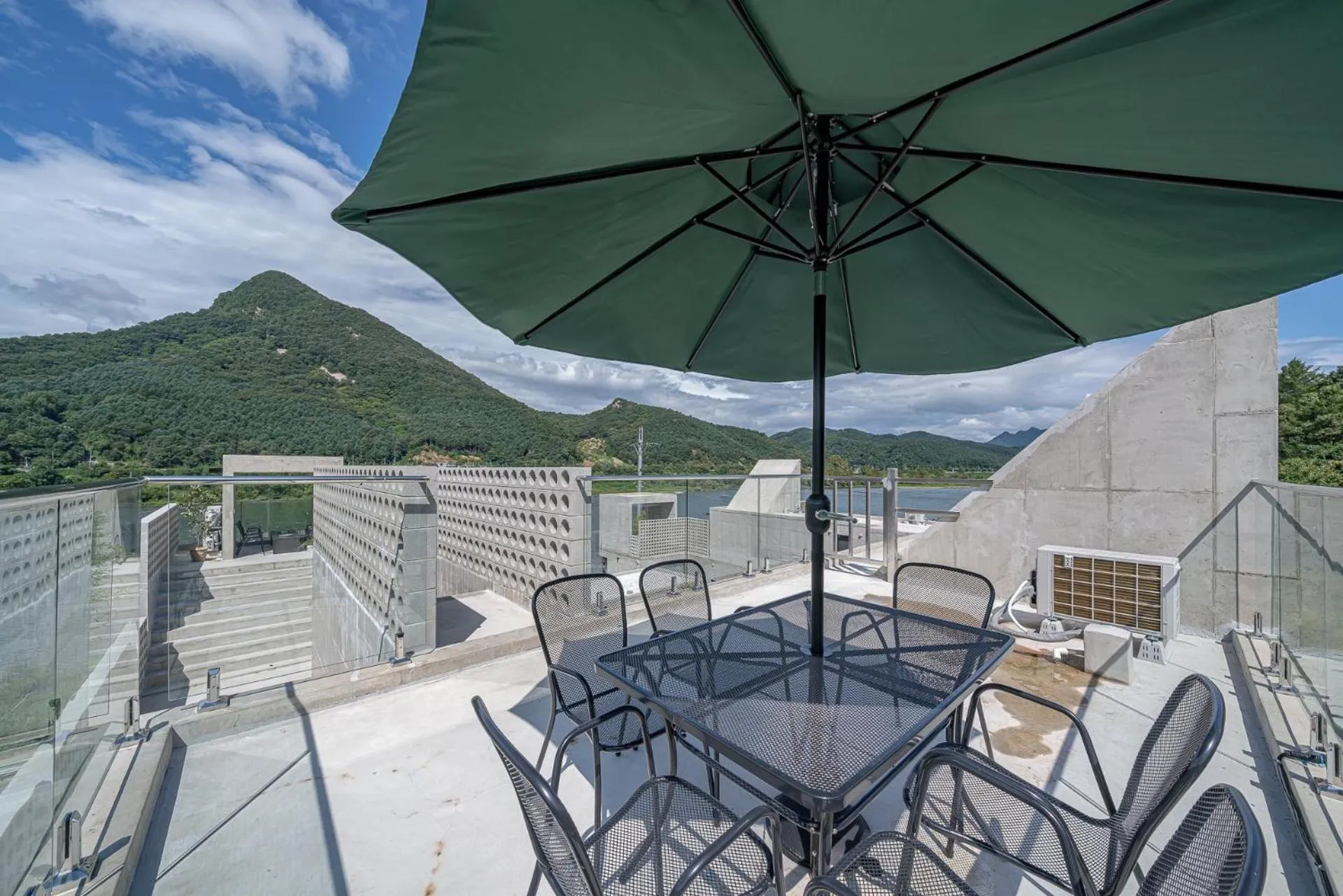 Chuncheon Onda Poolvilla