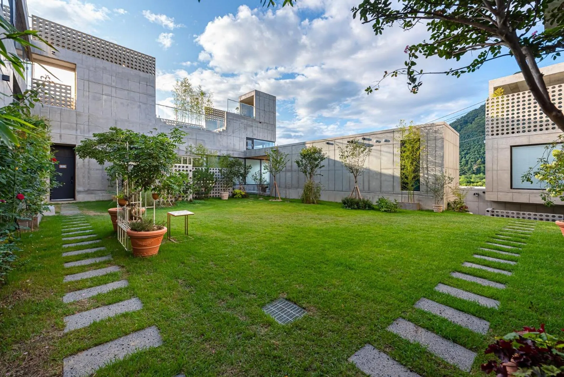 Chuncheon Onda Poolvilla