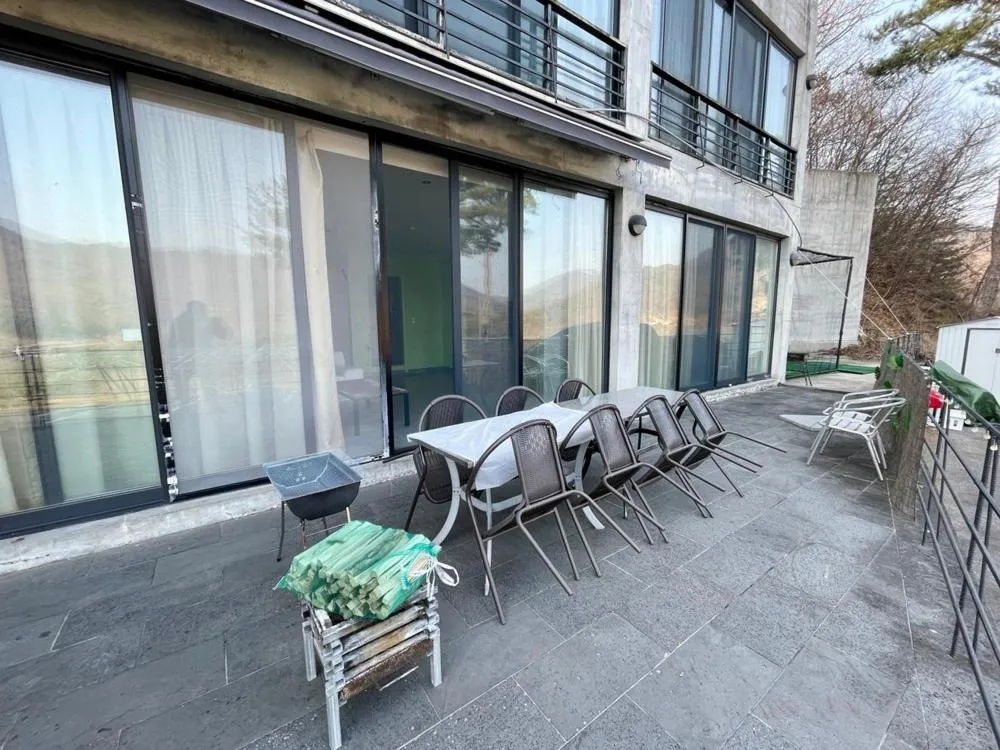 Yangju Gray Castle Pension