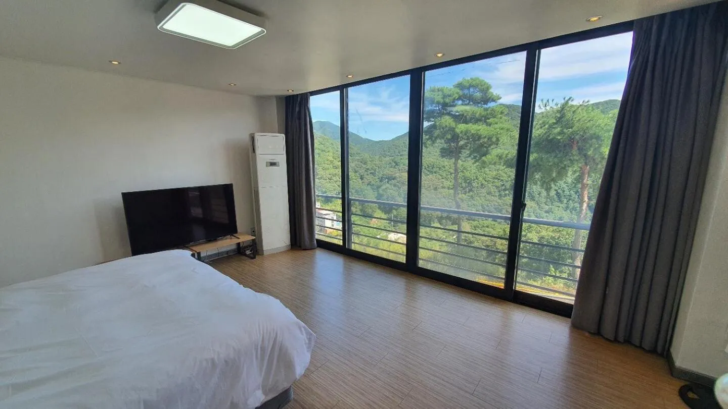 Bed in Yangju Gray Castle Pension