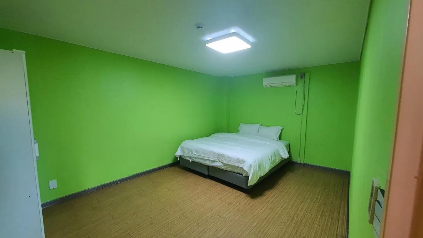 Bed in Yangju Gray Castle Pension