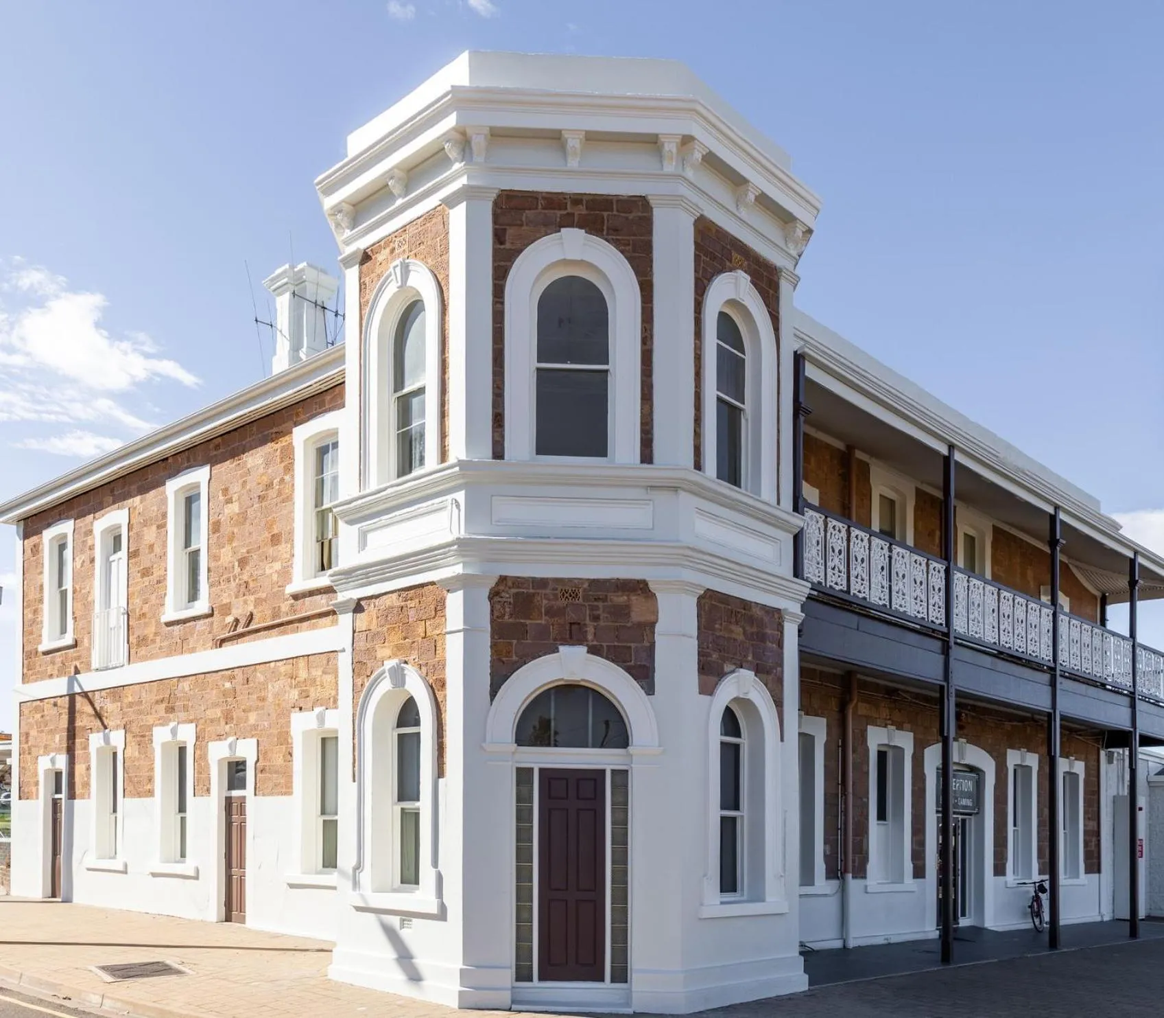 Pastoral Hotel Motel