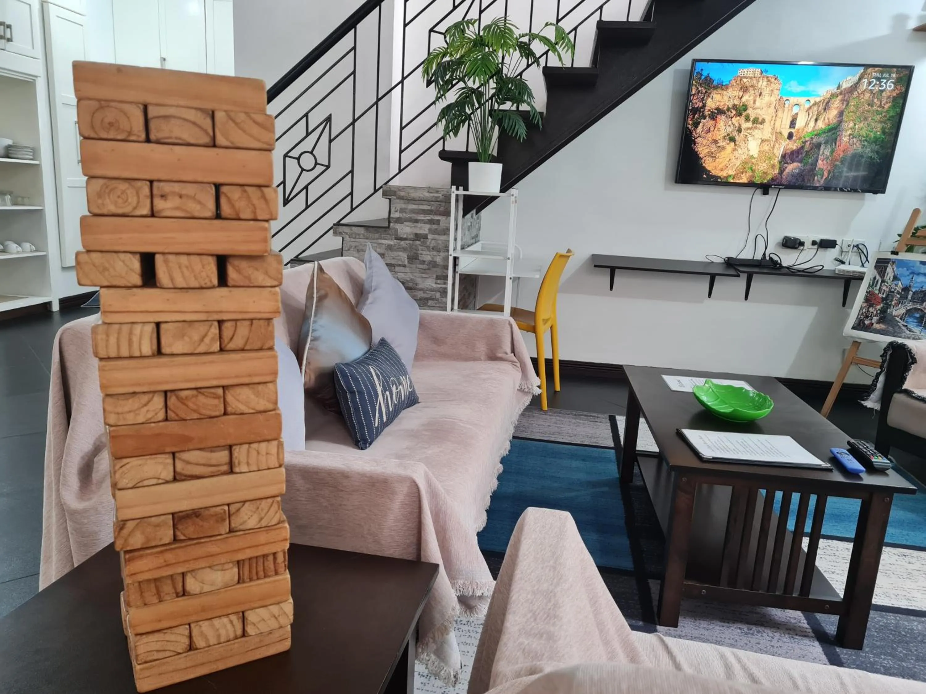 Communal lounge/ TV room in Casa Eliana Garden Villa by SMS Hospitality