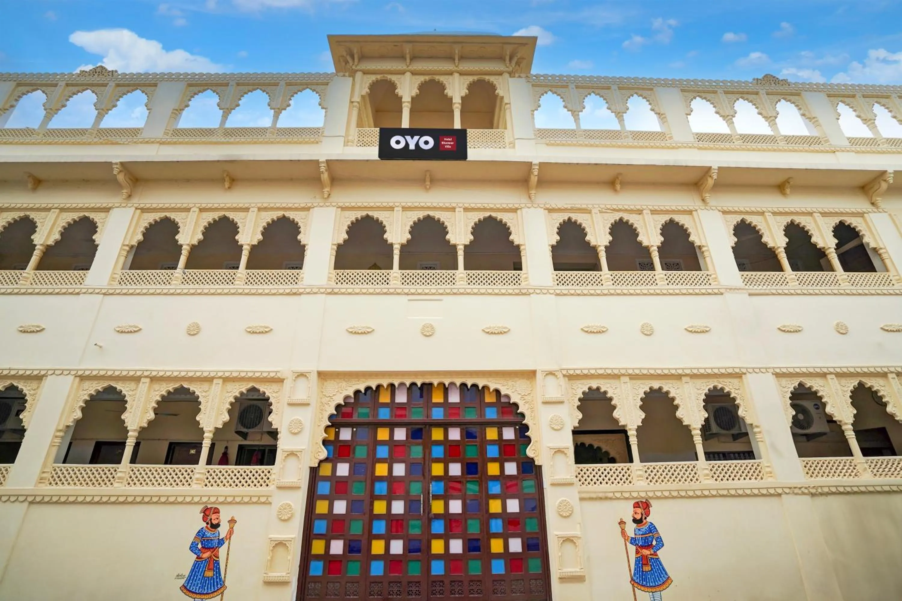 Facade/entrance in Hotel O Bhanwar Villa