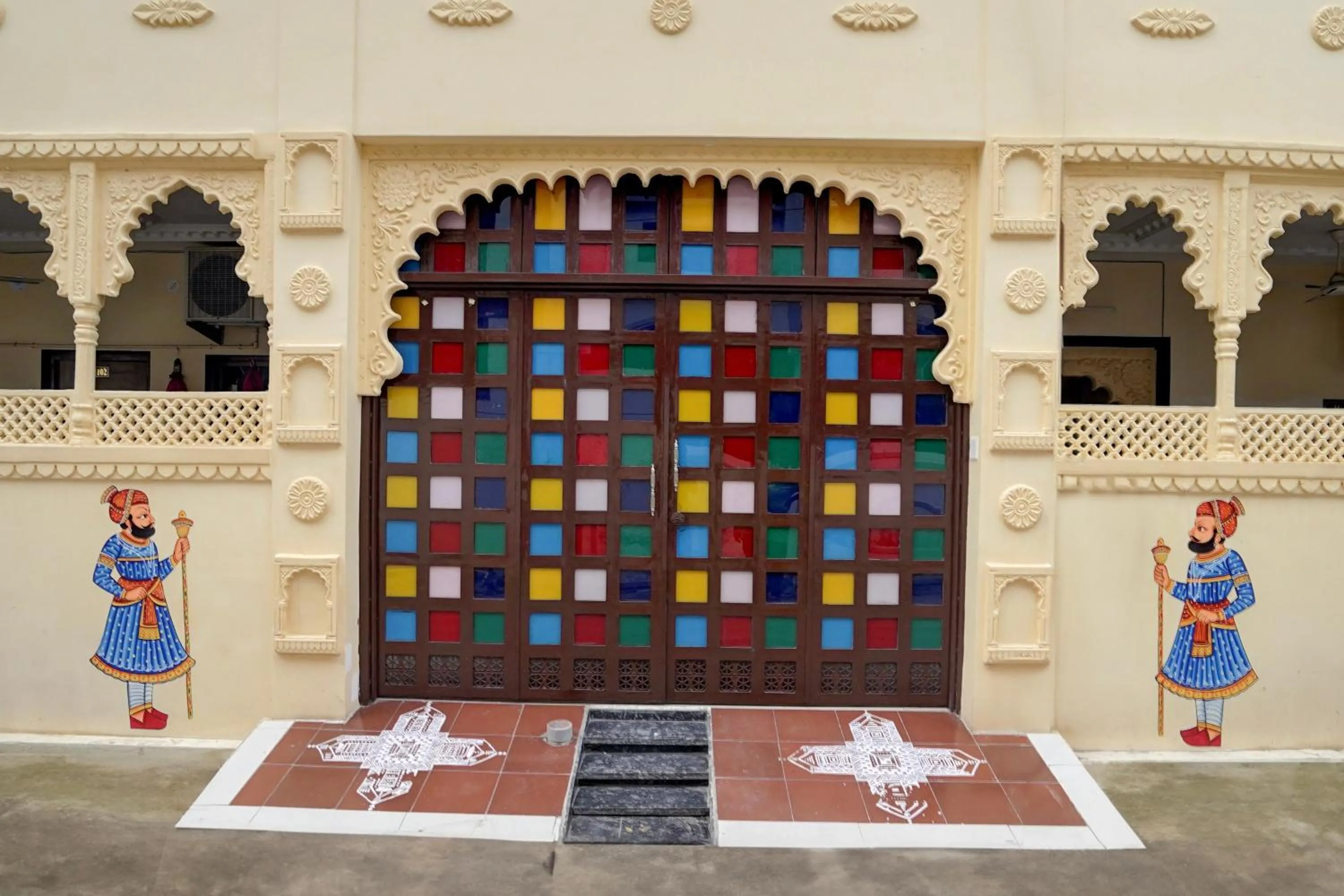 Facade/entrance in Hotel O Bhanwar Villa