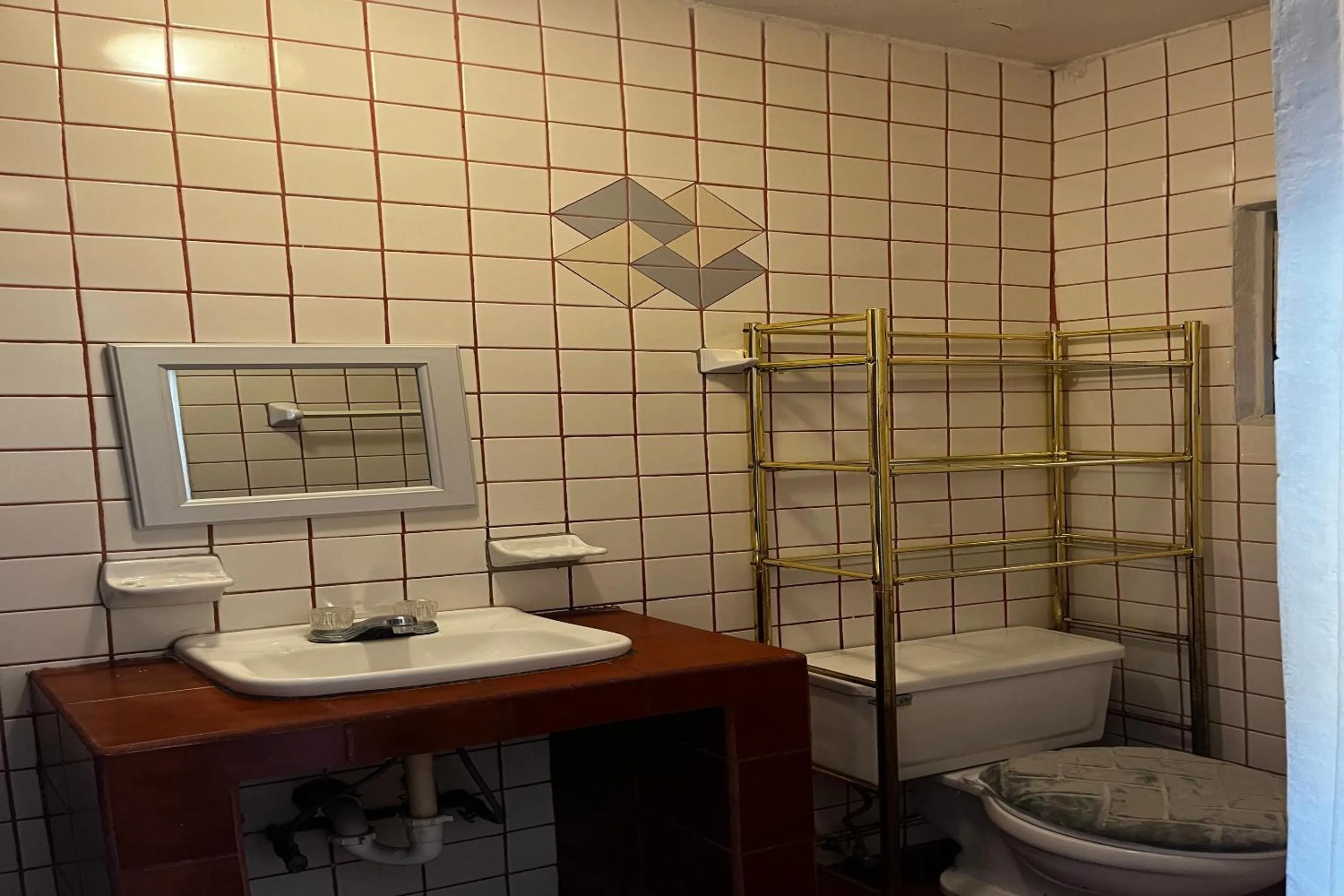 Bathroom in OYO Hotel Linda Tijuana