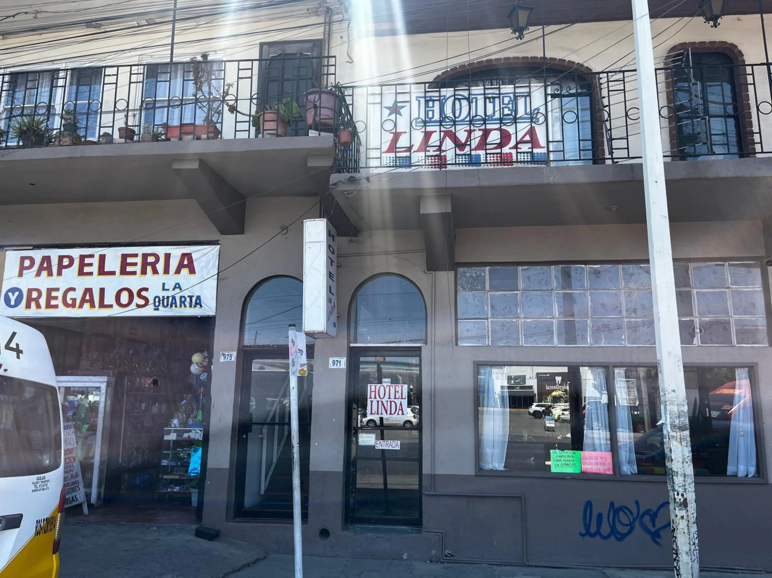 Facade/entrance in OYO Hotel Linda Tijuana