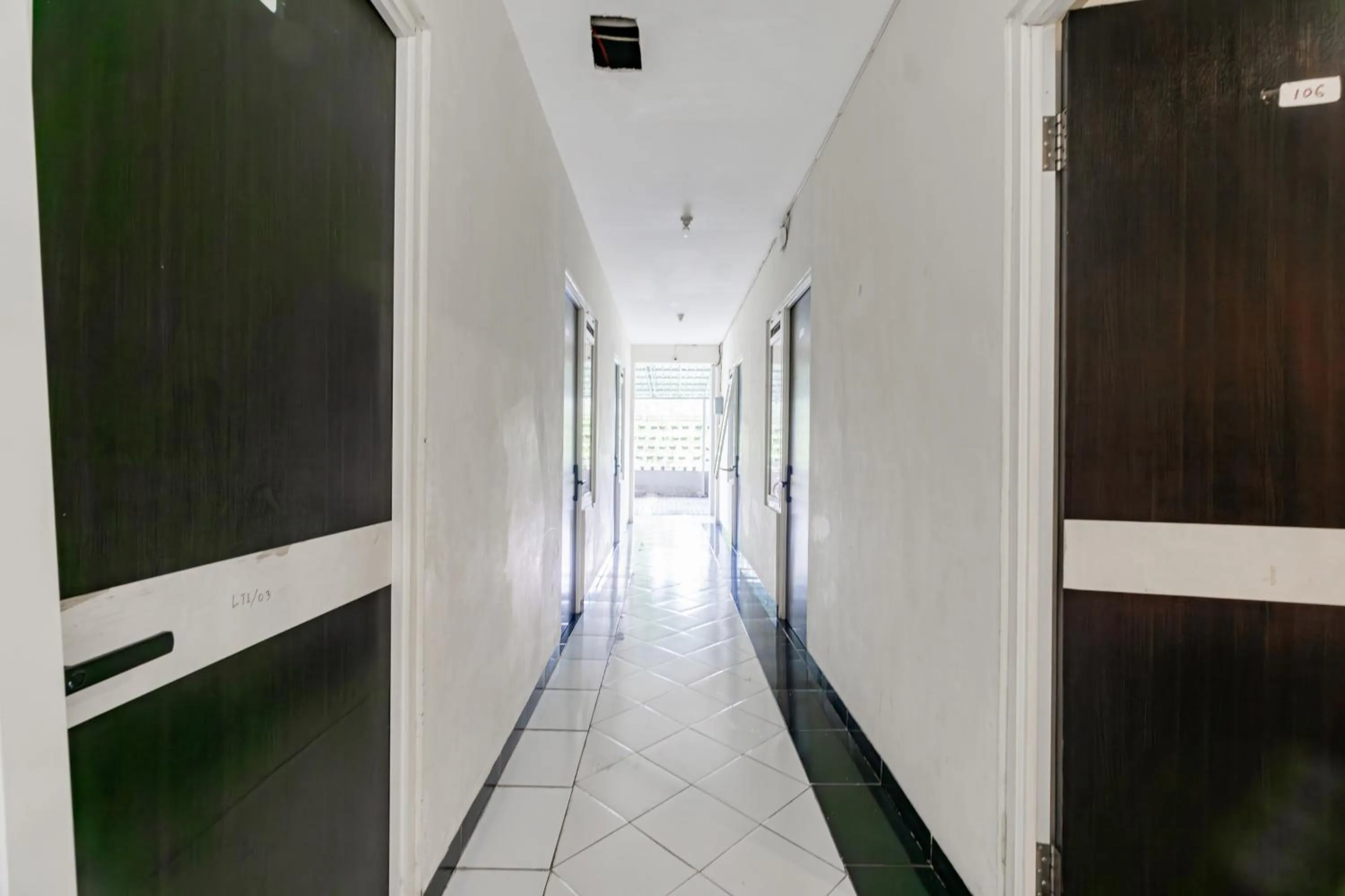 Lobby or reception in Hotel O Anasya Homestay