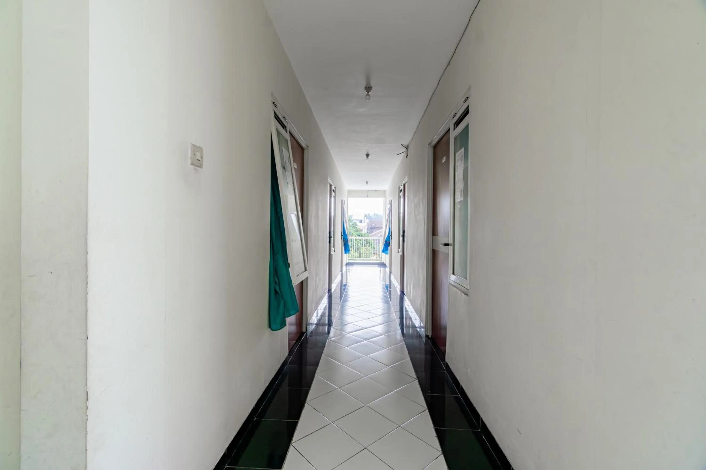 Lobby or reception in Hotel O Anasya Homestay