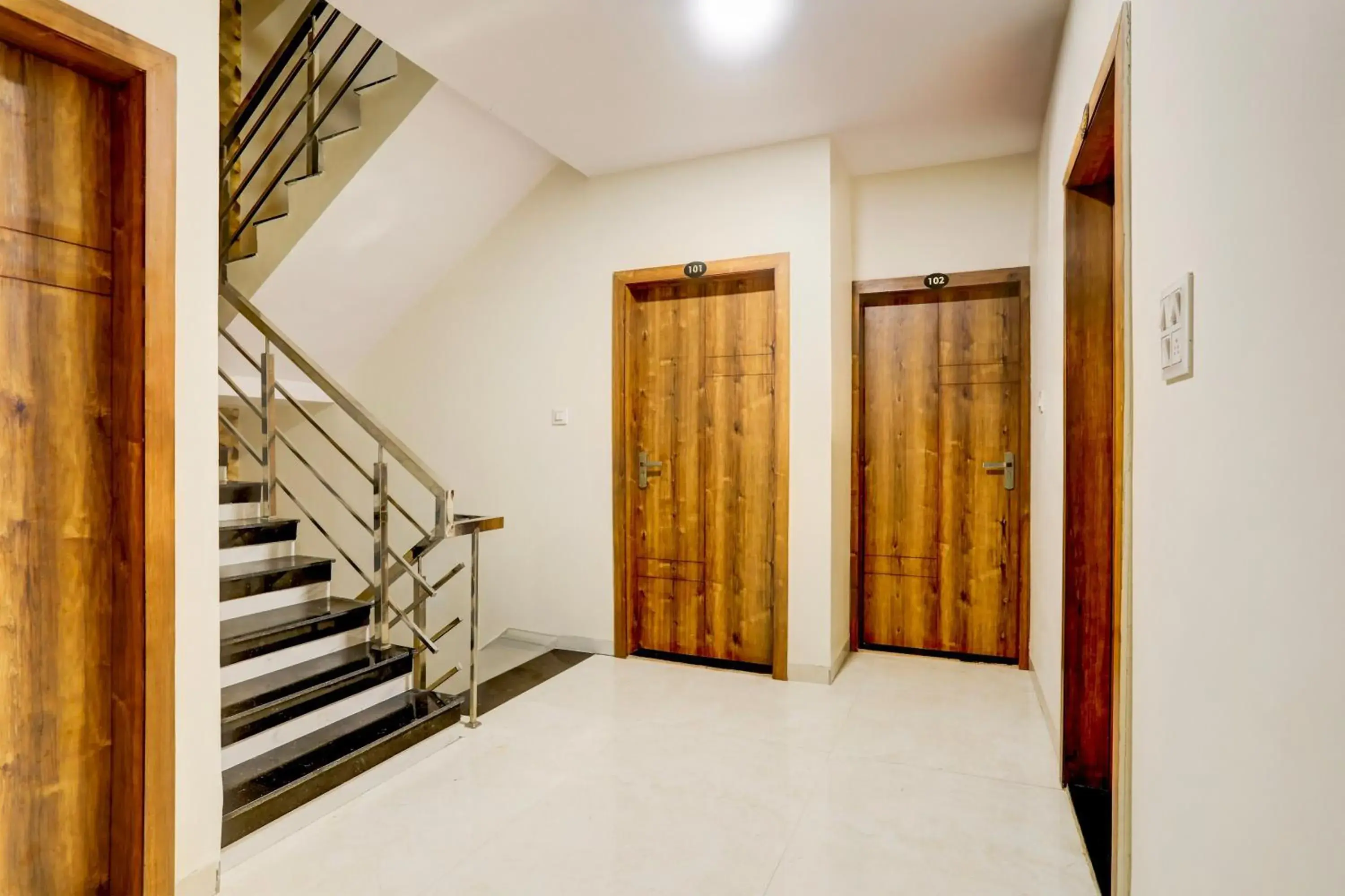 Lobby or reception in Hotel O Gaurav Lobby or reception in Hotel O Gaurav