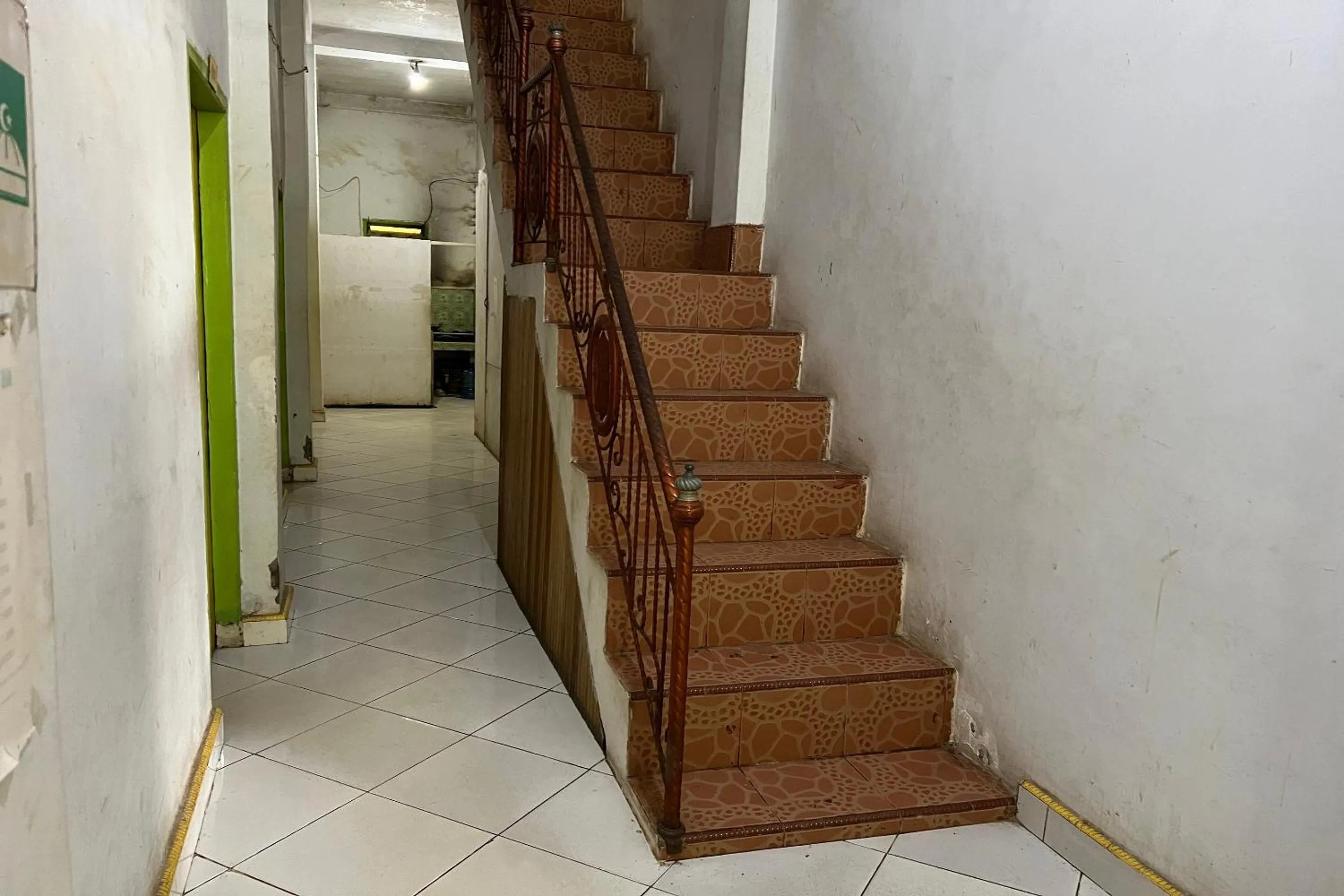 Lobby or reception in Hotel O Kost Btnompo Near SDI Bontosallang