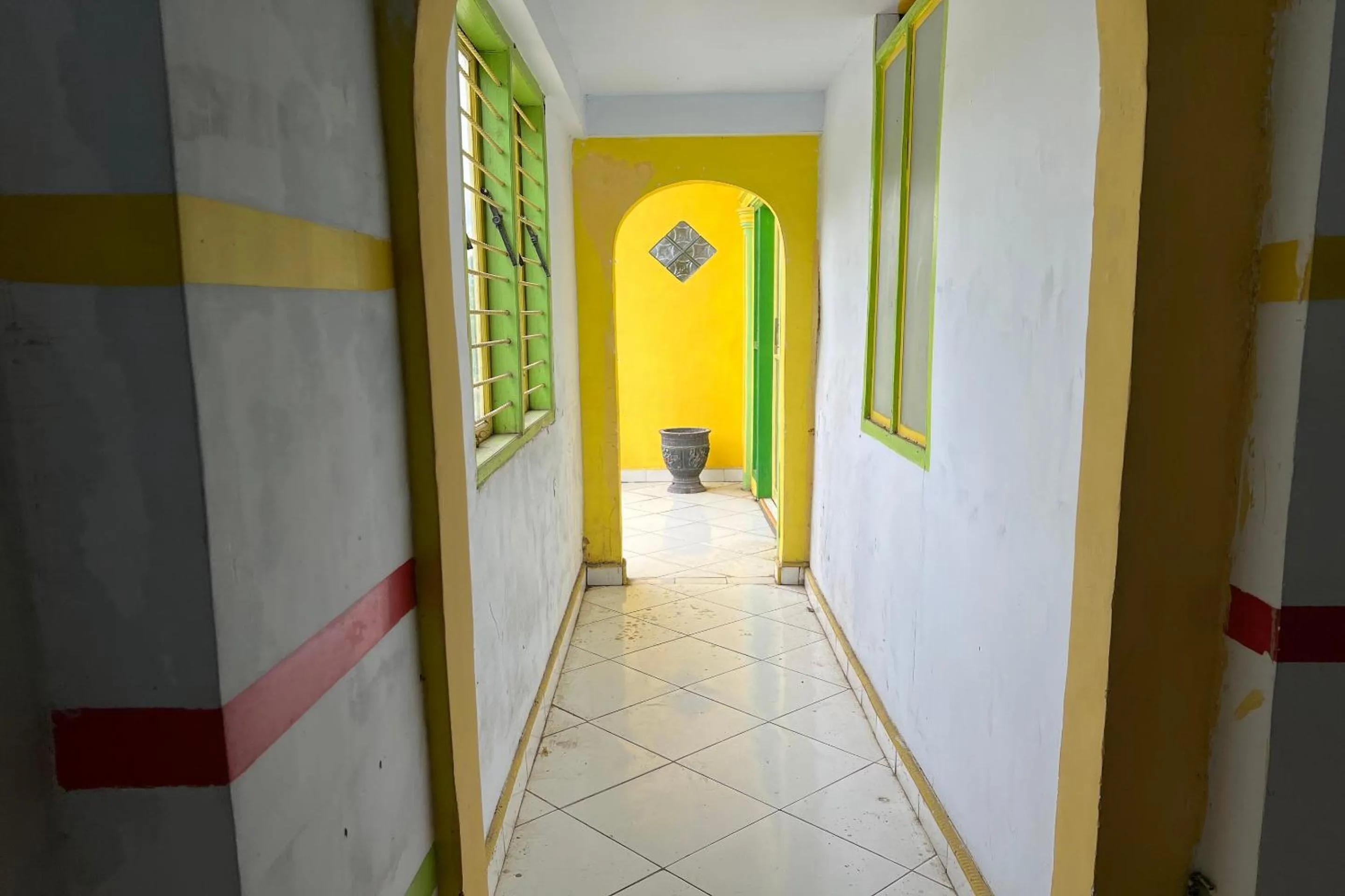 Lobby or reception in Hotel O Kost Btnompo Near SDI Bontosallang