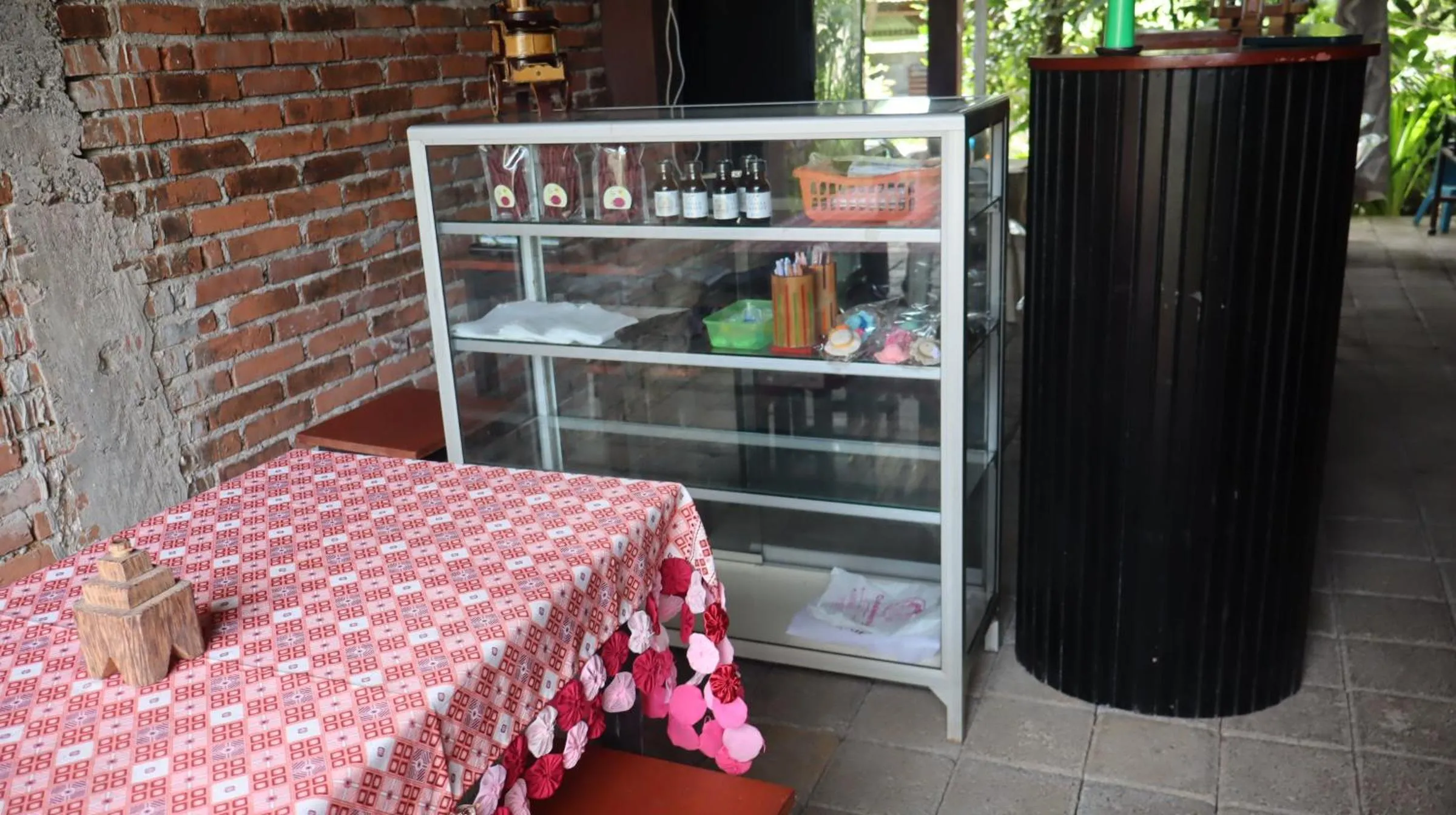 On-site shops in Chrisma Bed and Breakfast