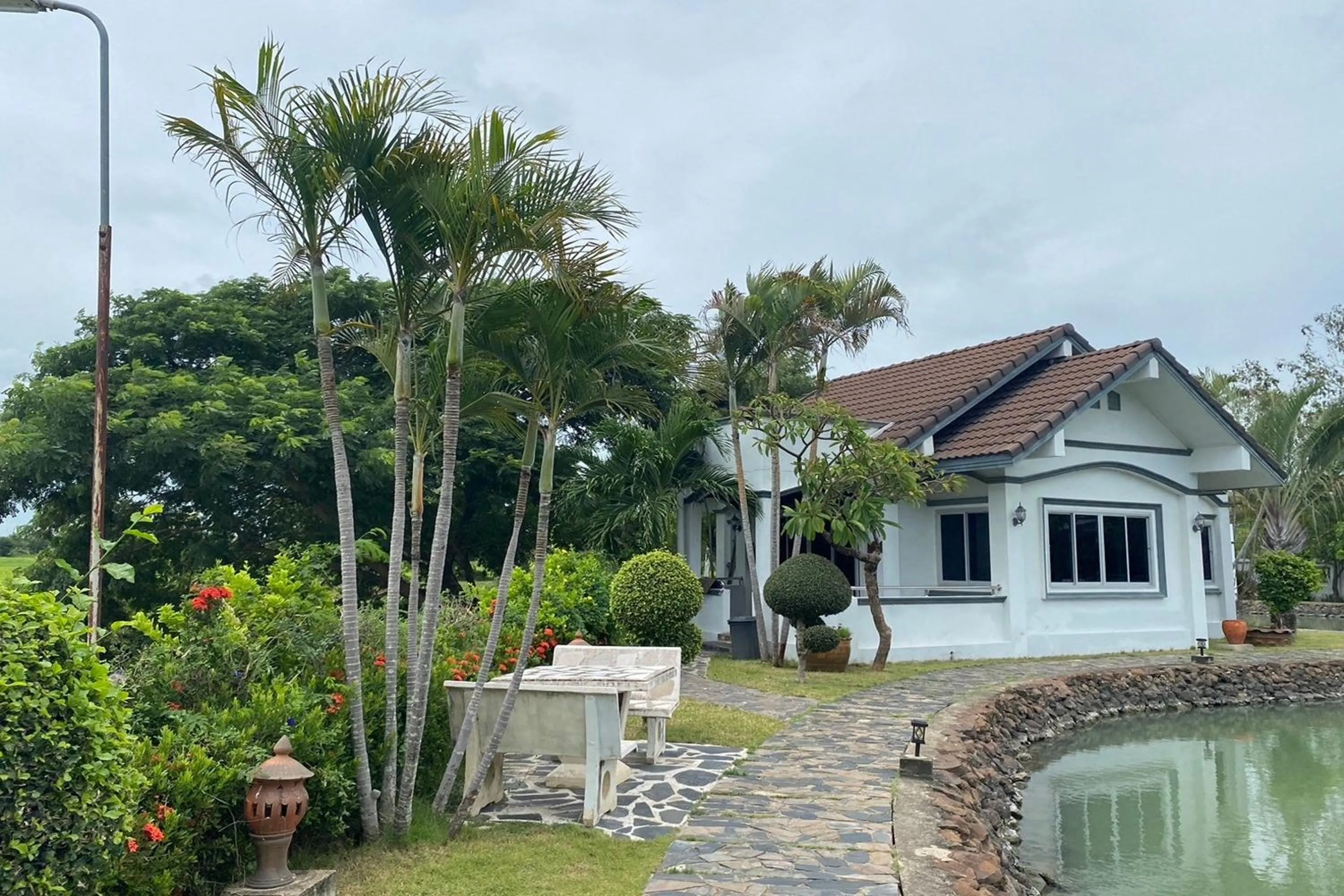 Property building in Baan Sanuan Resort