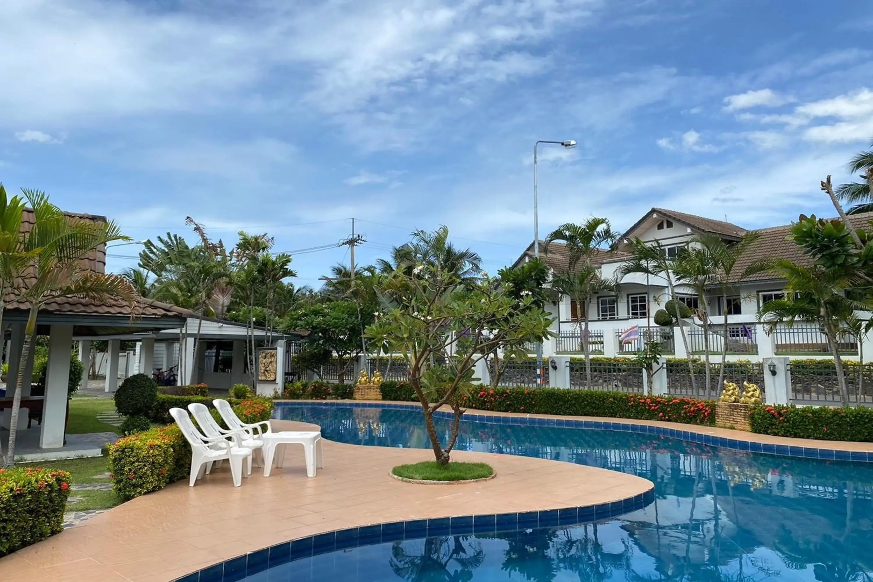 Property building in Baan Sanuan Resort Property building in Baan Sanuan Resort