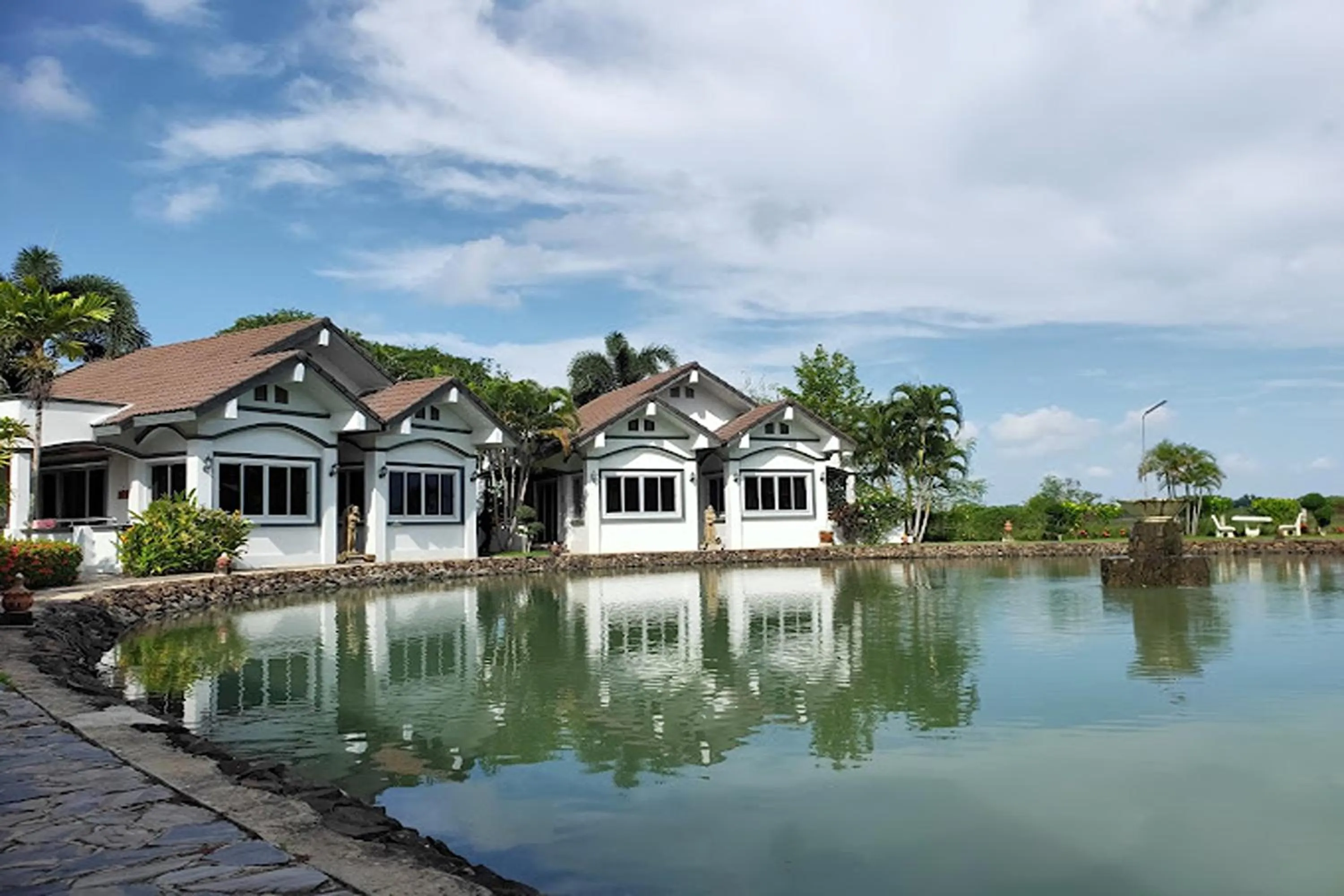 Property building in Baan Sanuan Resort