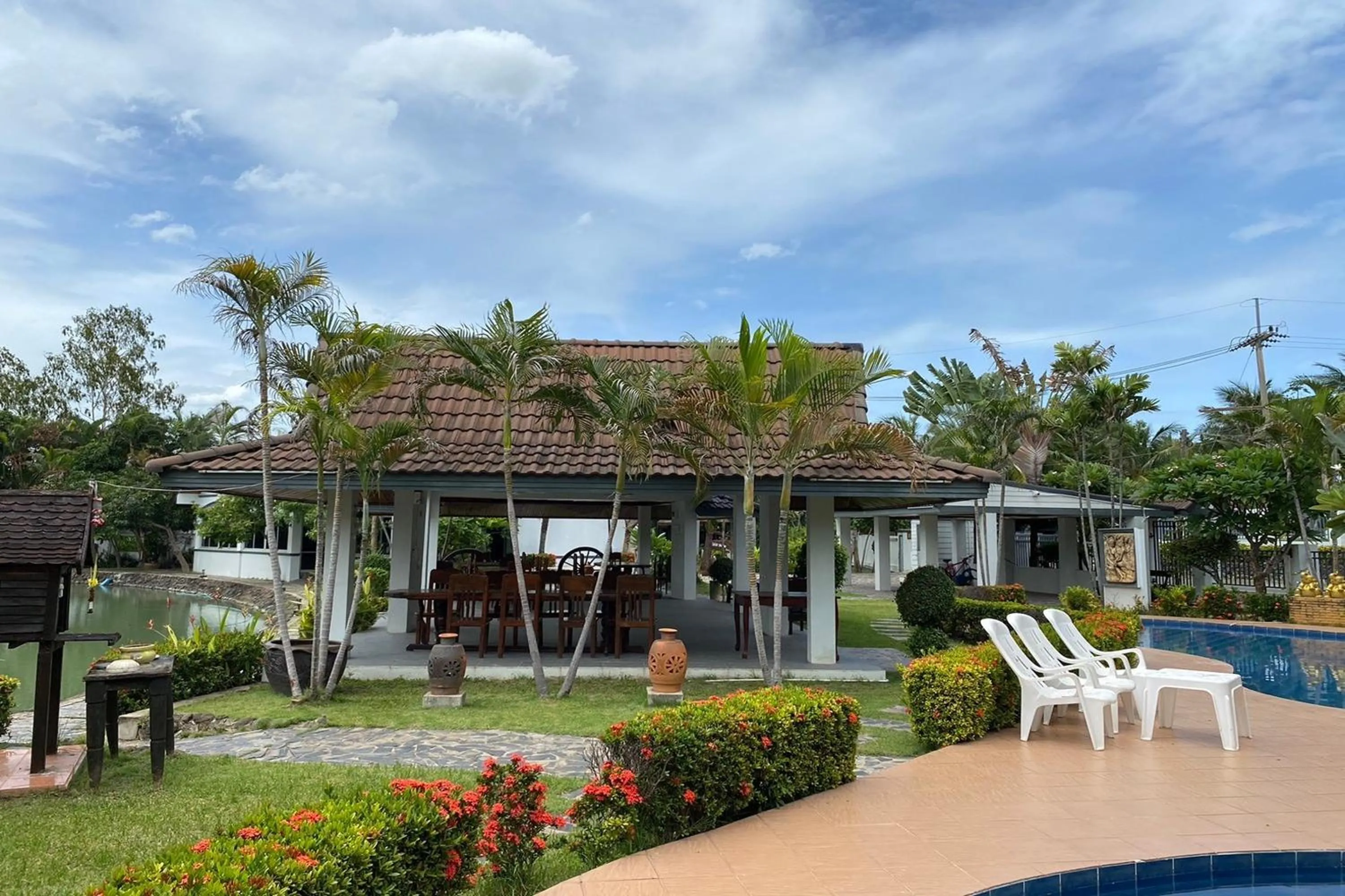 Property building in Baan Sanuan Resort