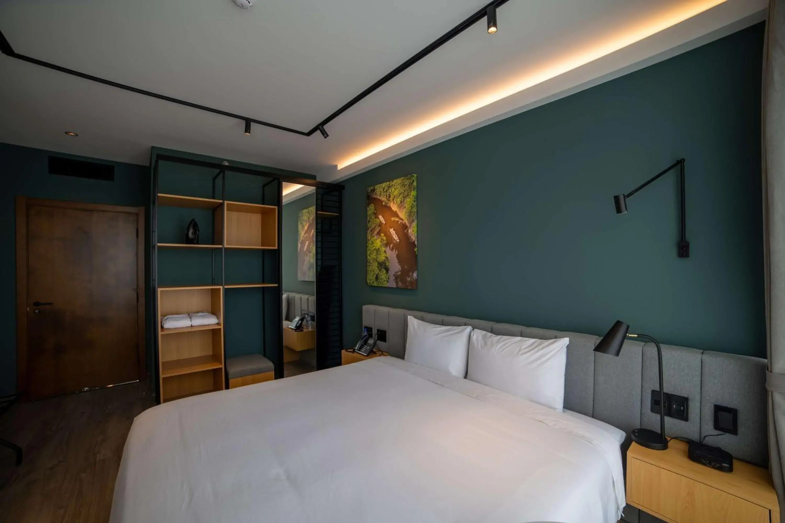 Photo of the whole room, Bed in Aiden by Best Western Georgetown Guyana Photo of the whole room, Bed in Aiden by Best Western Georgetown Guyana