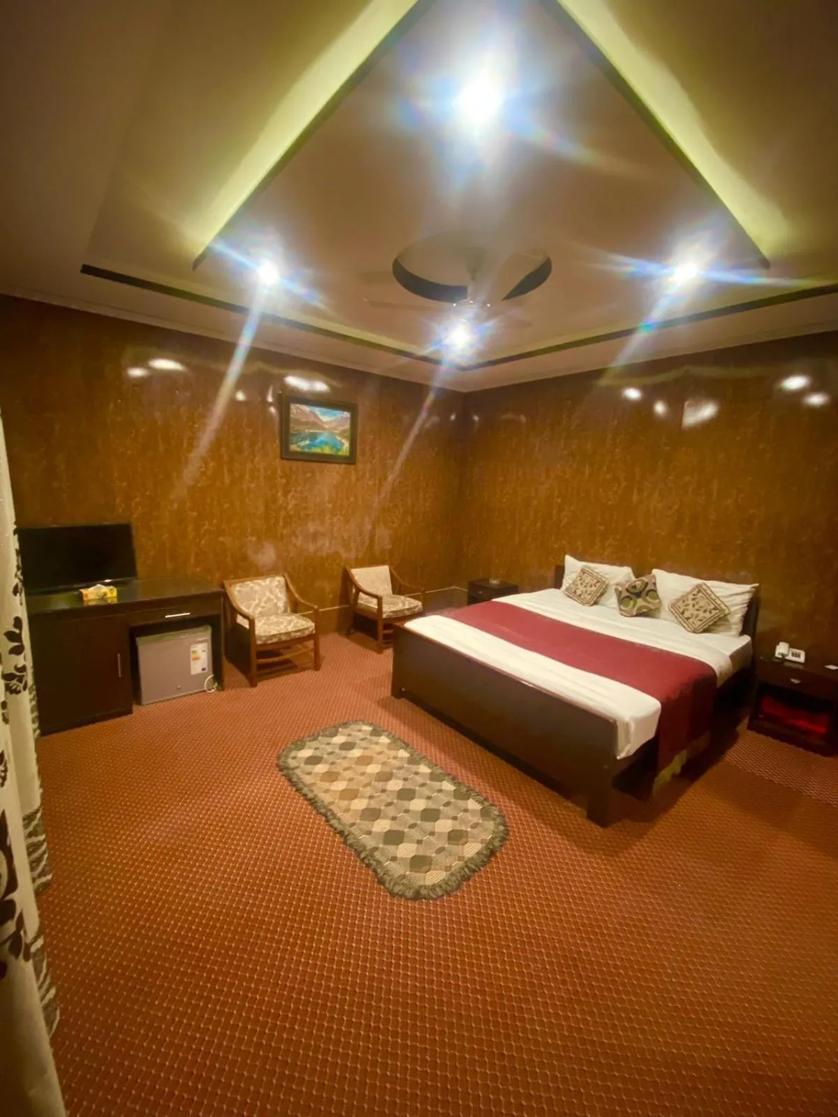 Bed in Hotel Blangsa Indus View