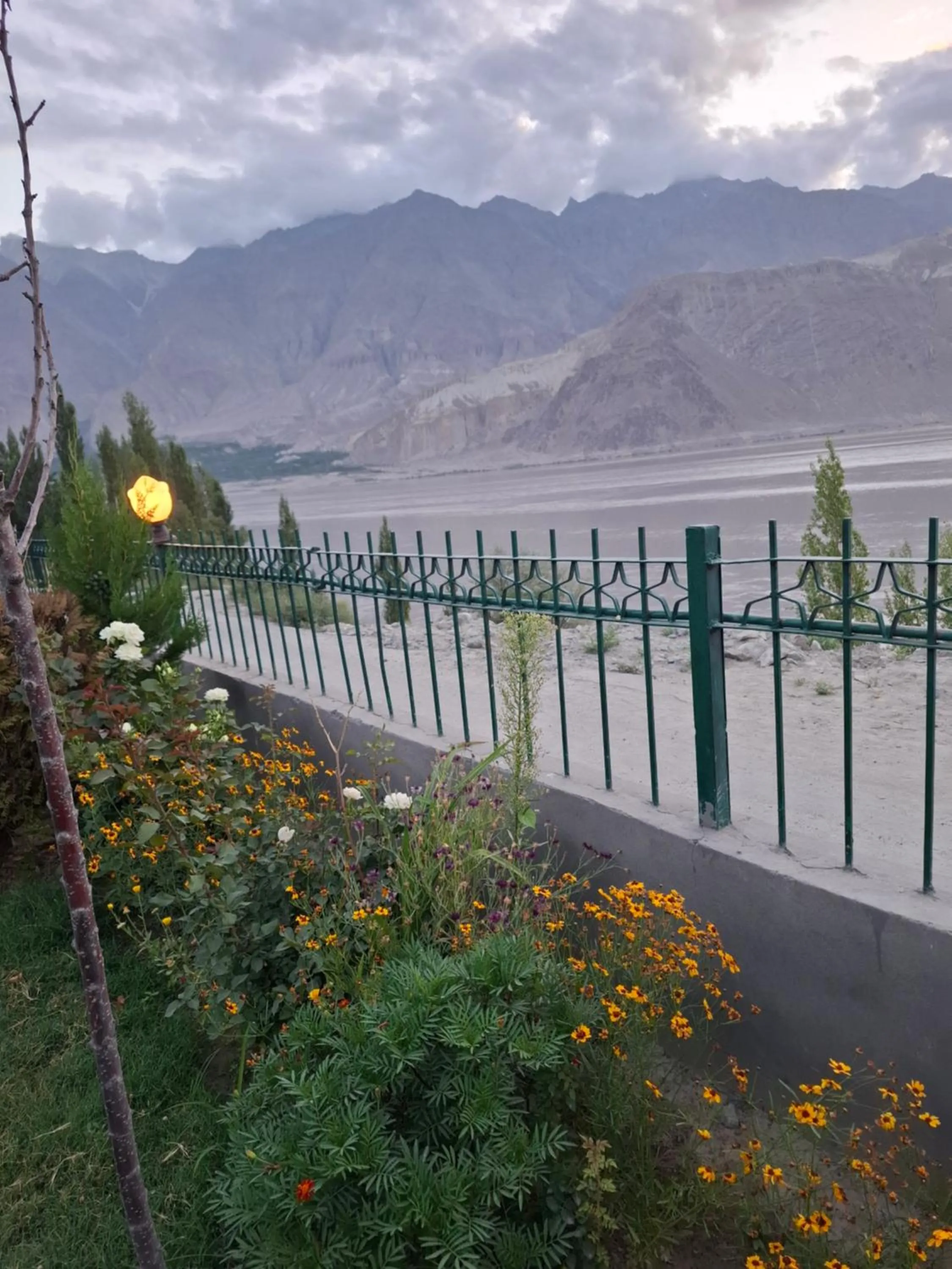 Hotel Blangsa Indus View