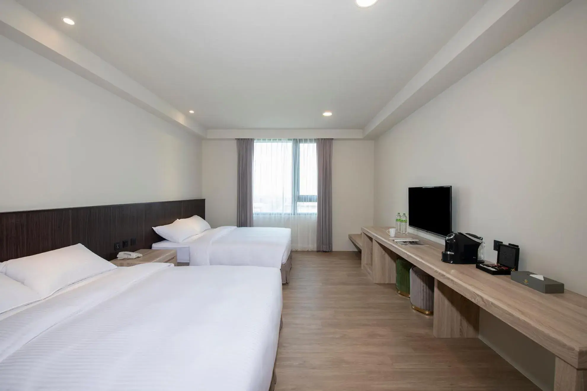 Photo of the whole room, Bed in Floramos Hotel Photo of the whole room, Bed in Floramos Hotel