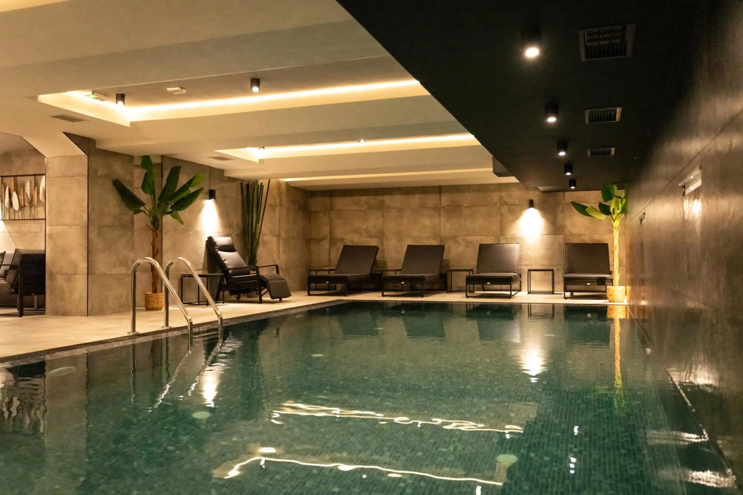 Swimming pool in Lumière Hotel Pool & SPA Swimming pool in Lumière Hotel Pool & SPA