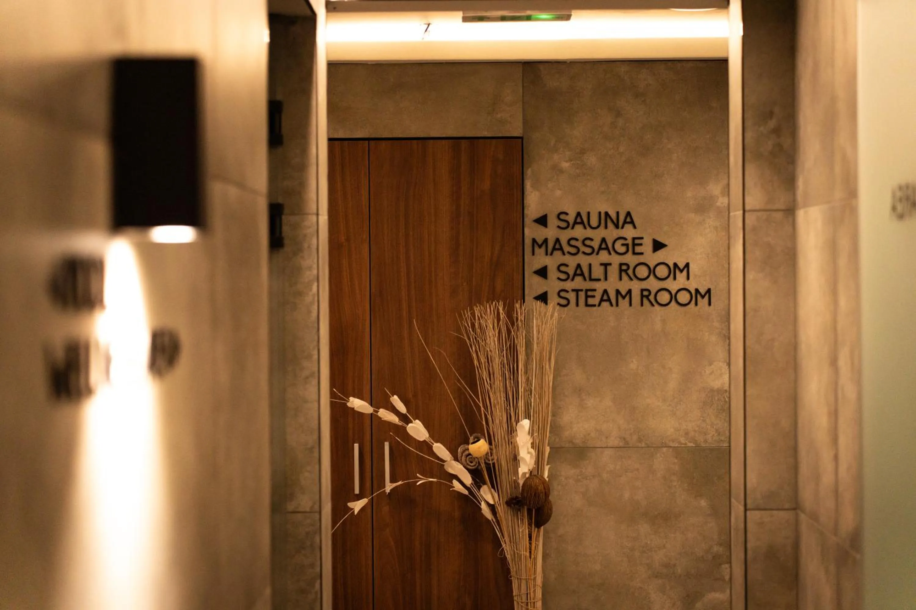 Spa and wellness centre/facilities in Lumière Hotel Pool & SPA