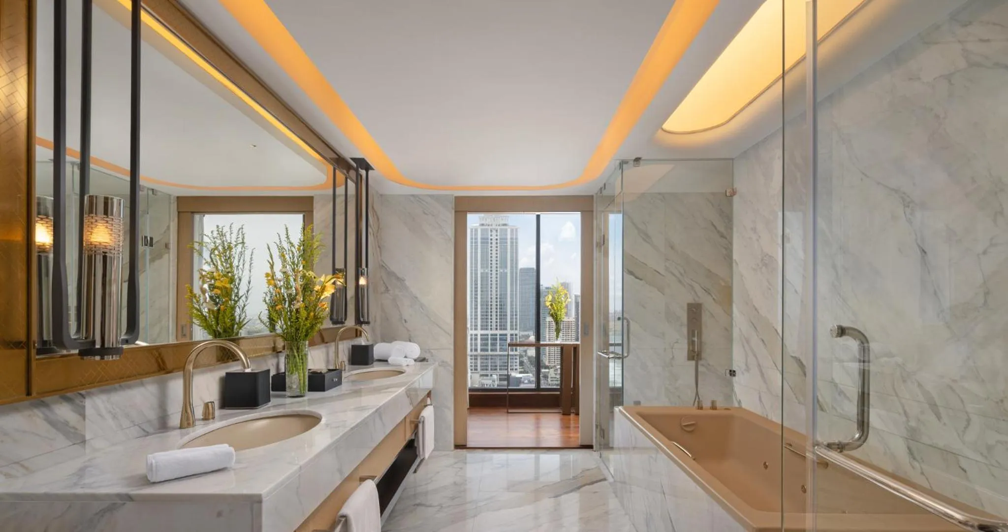 Bathroom in Amari Colombo, Sri Lanka