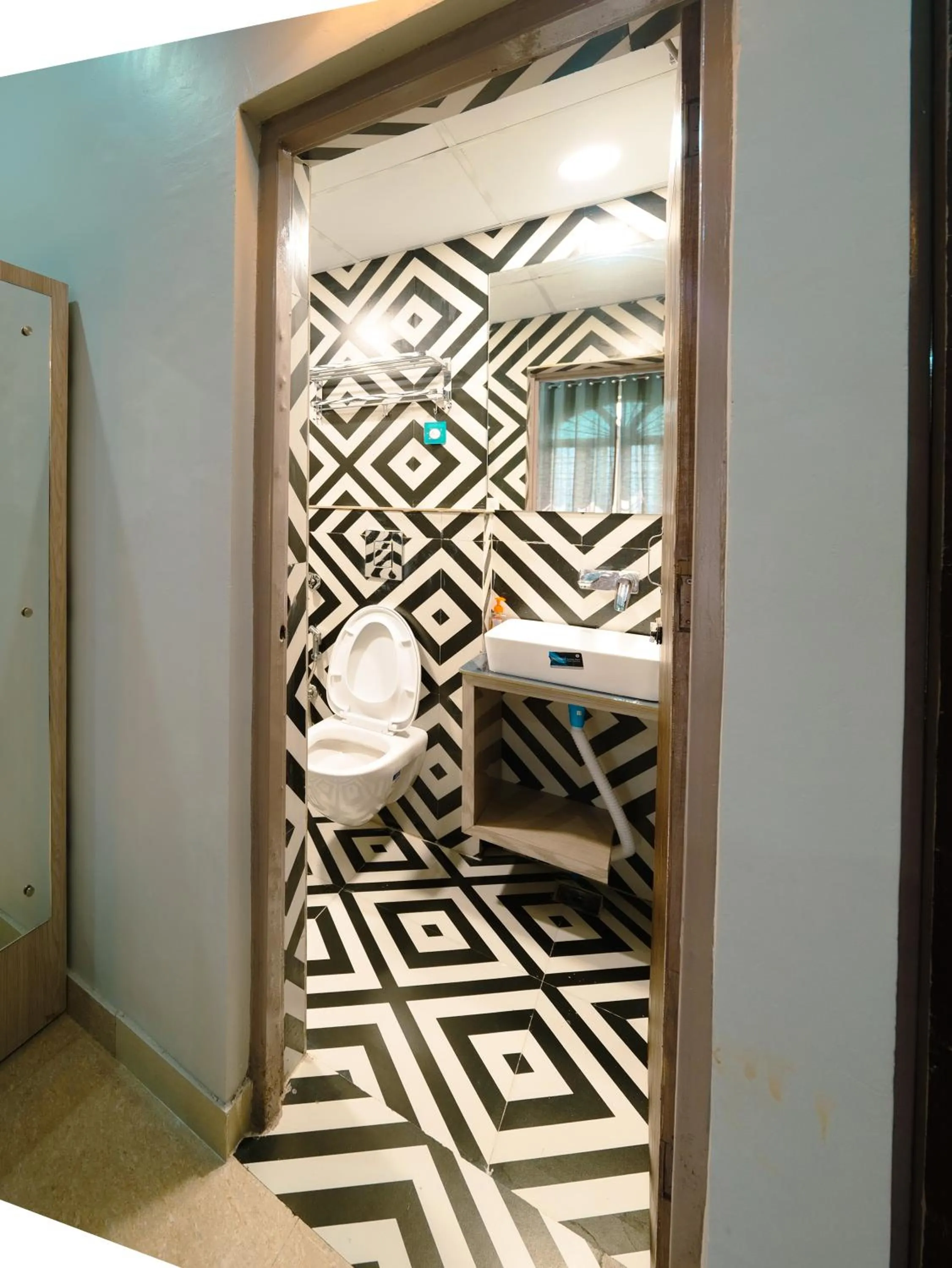 Hoztel Jollygrrant Doon