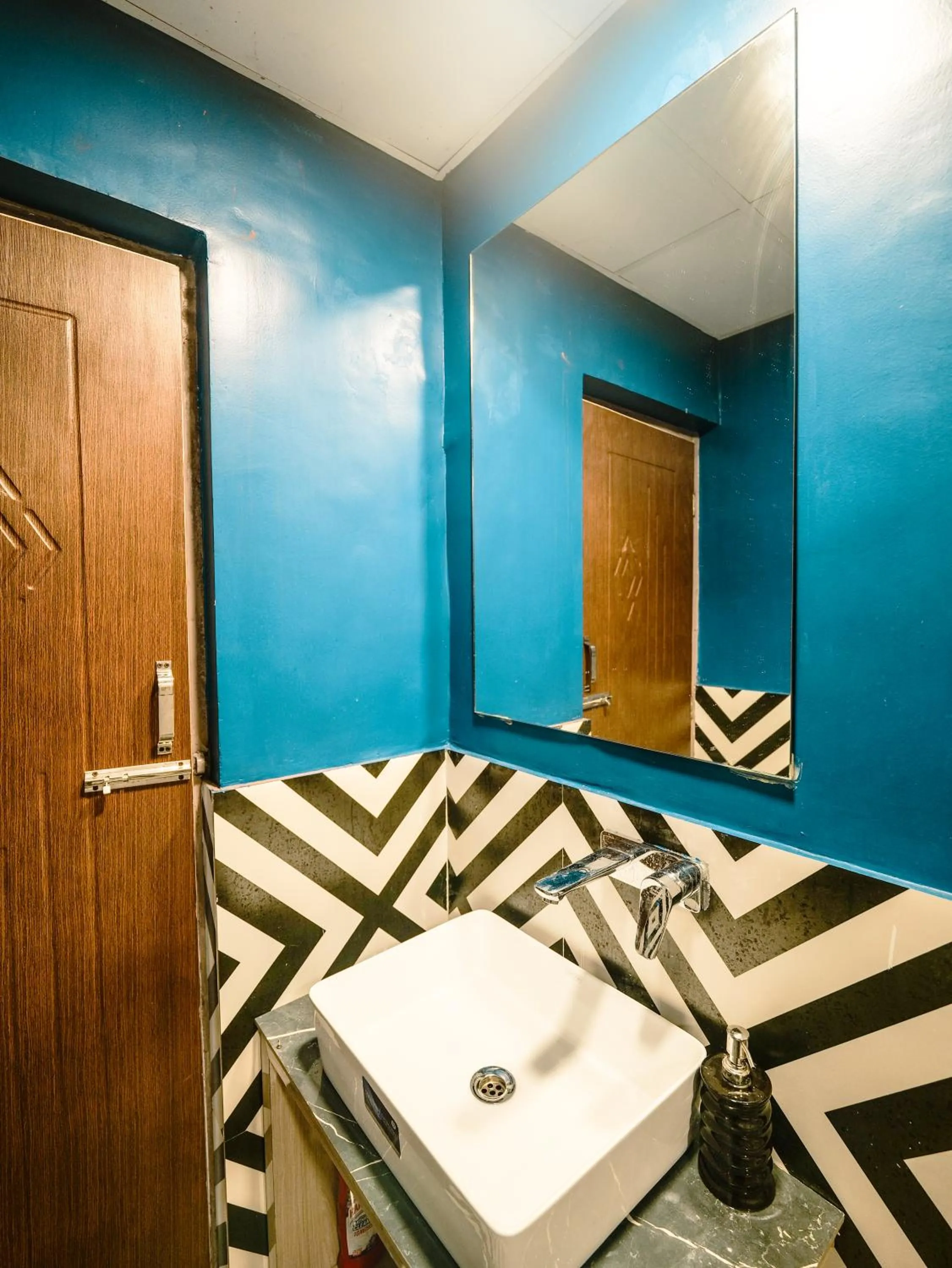 Hoztel Jollygrrant Doon