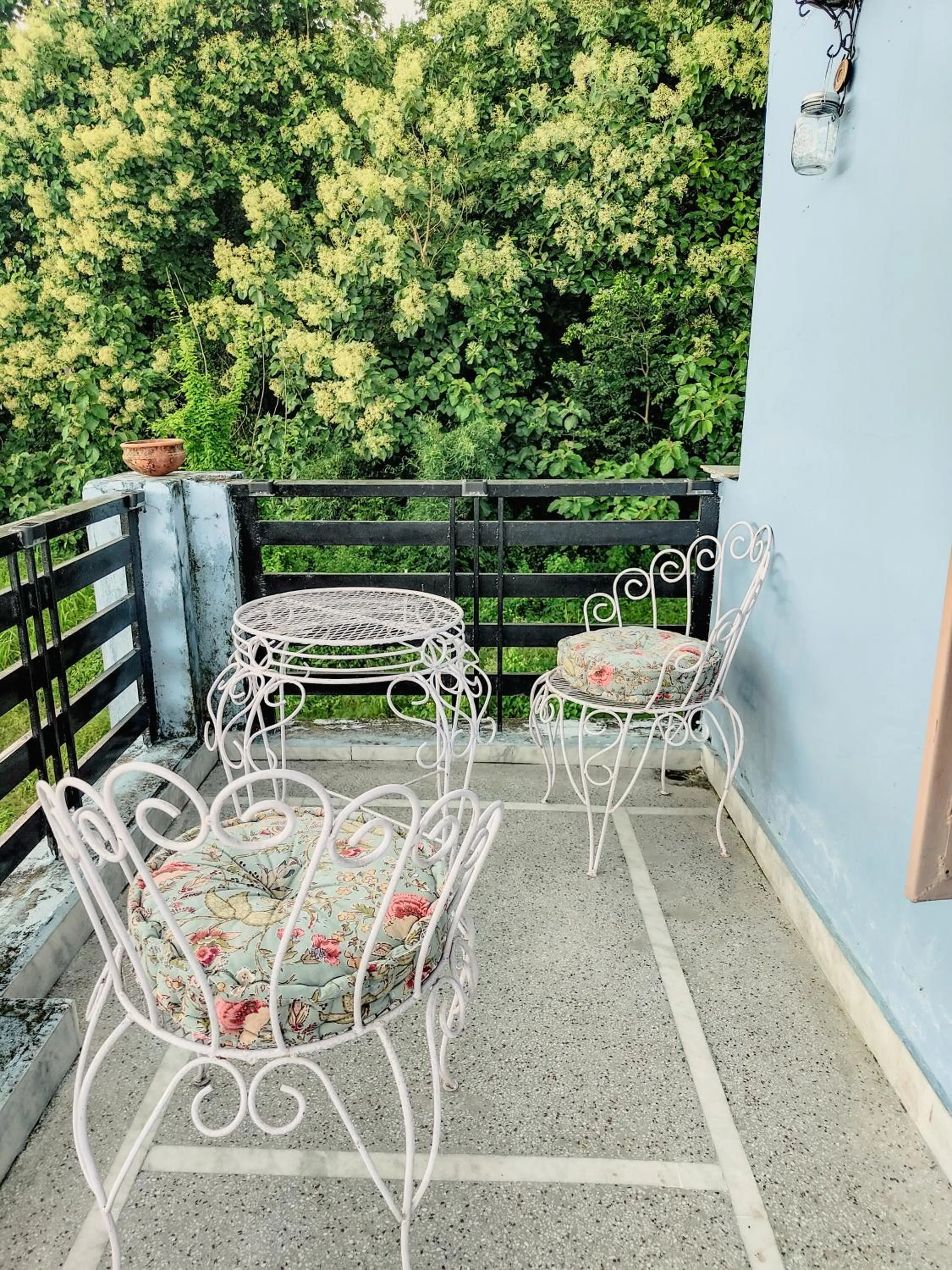 Hoztel Jollygrrant Doon