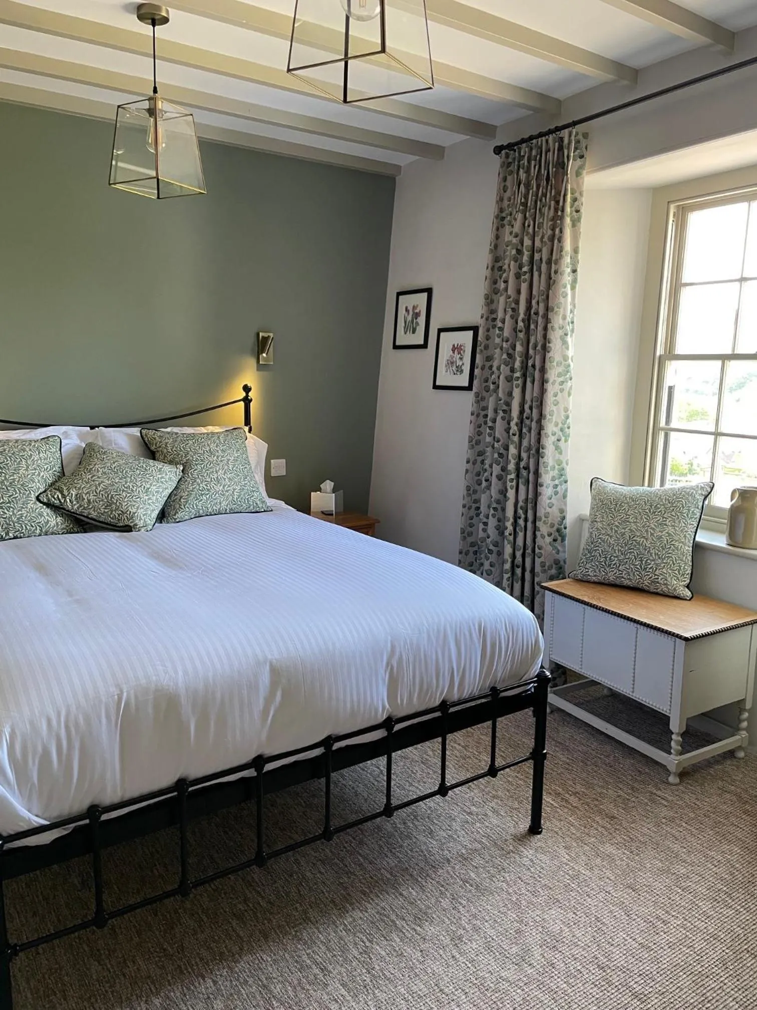Bedroom, Bed in The Tradesmans Arms