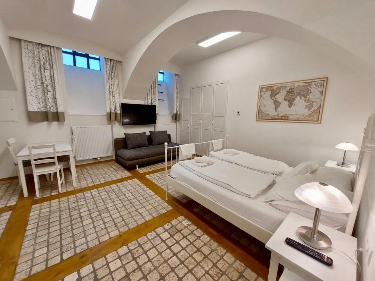 Modern Studios near City Center