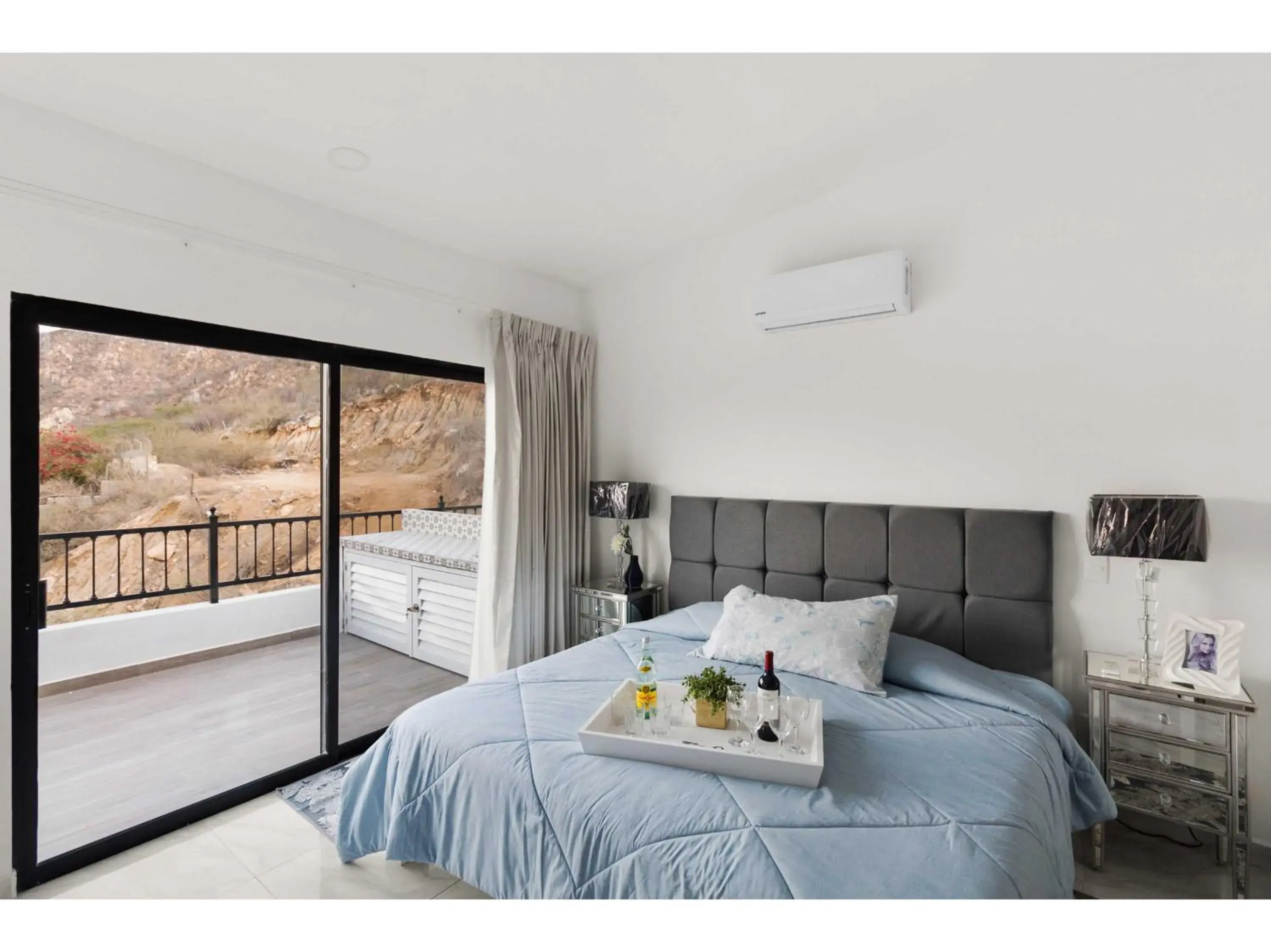 Bedroom, Bed in Collection O Morgan City Center, Los Cabos Bedroom, Bed in Collection O Morgan City Center, Los Cabos