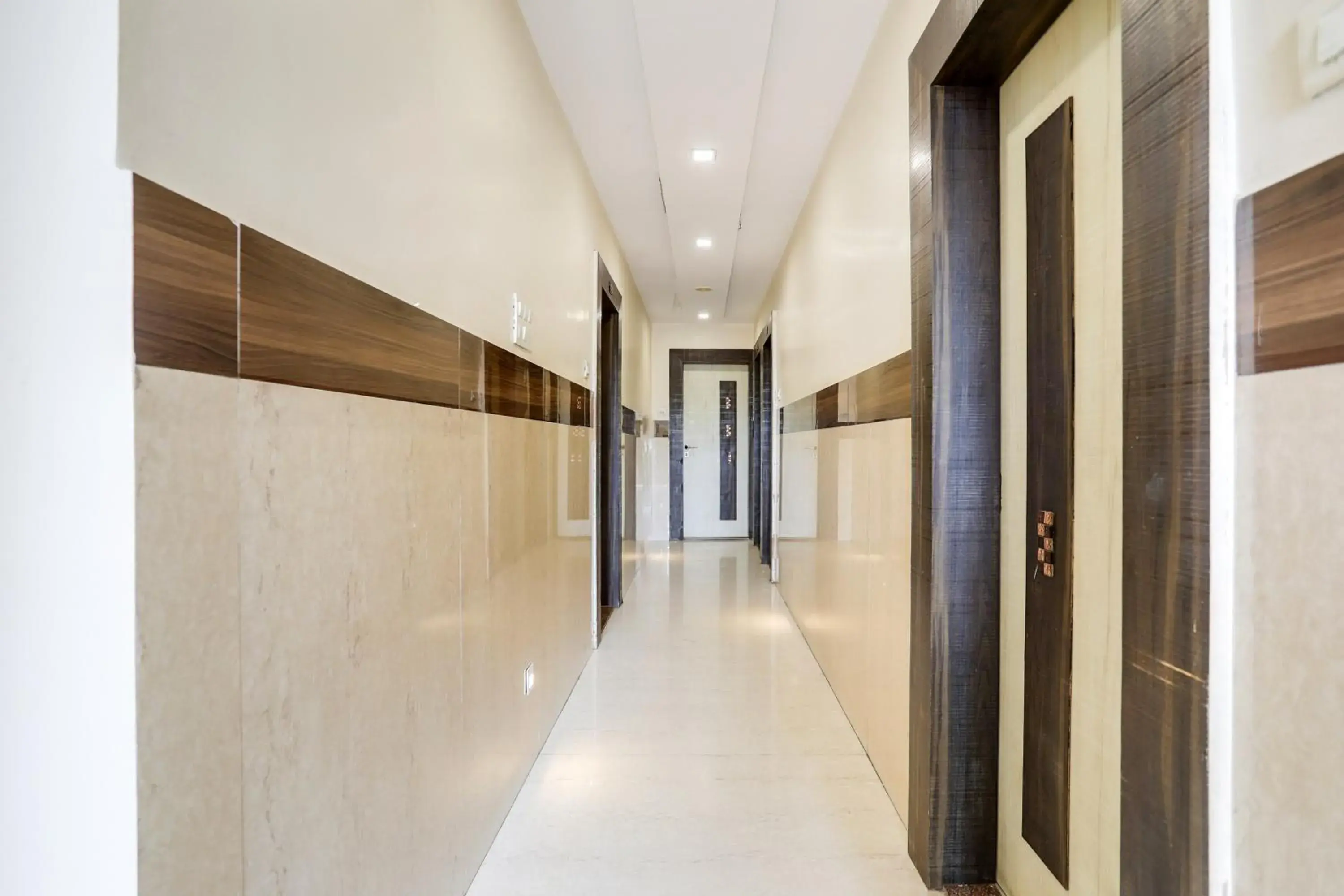 Lobby or reception in Super Hotel O Palkhi Road Near Sai Baba Temple Formerly Netra Sai Lobby or reception in Super Hotel O Palkhi Road Near Sai Baba Temple Formerly Netra Sai