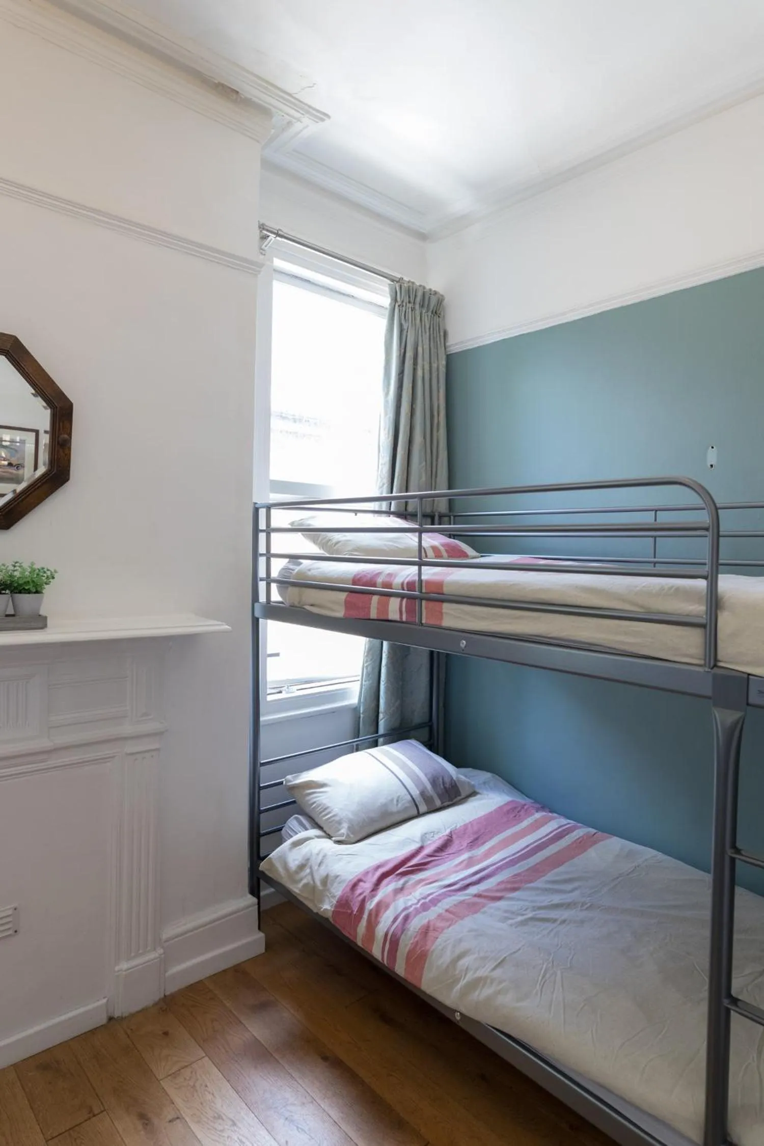Bedroom, Bed in EBS London Stay