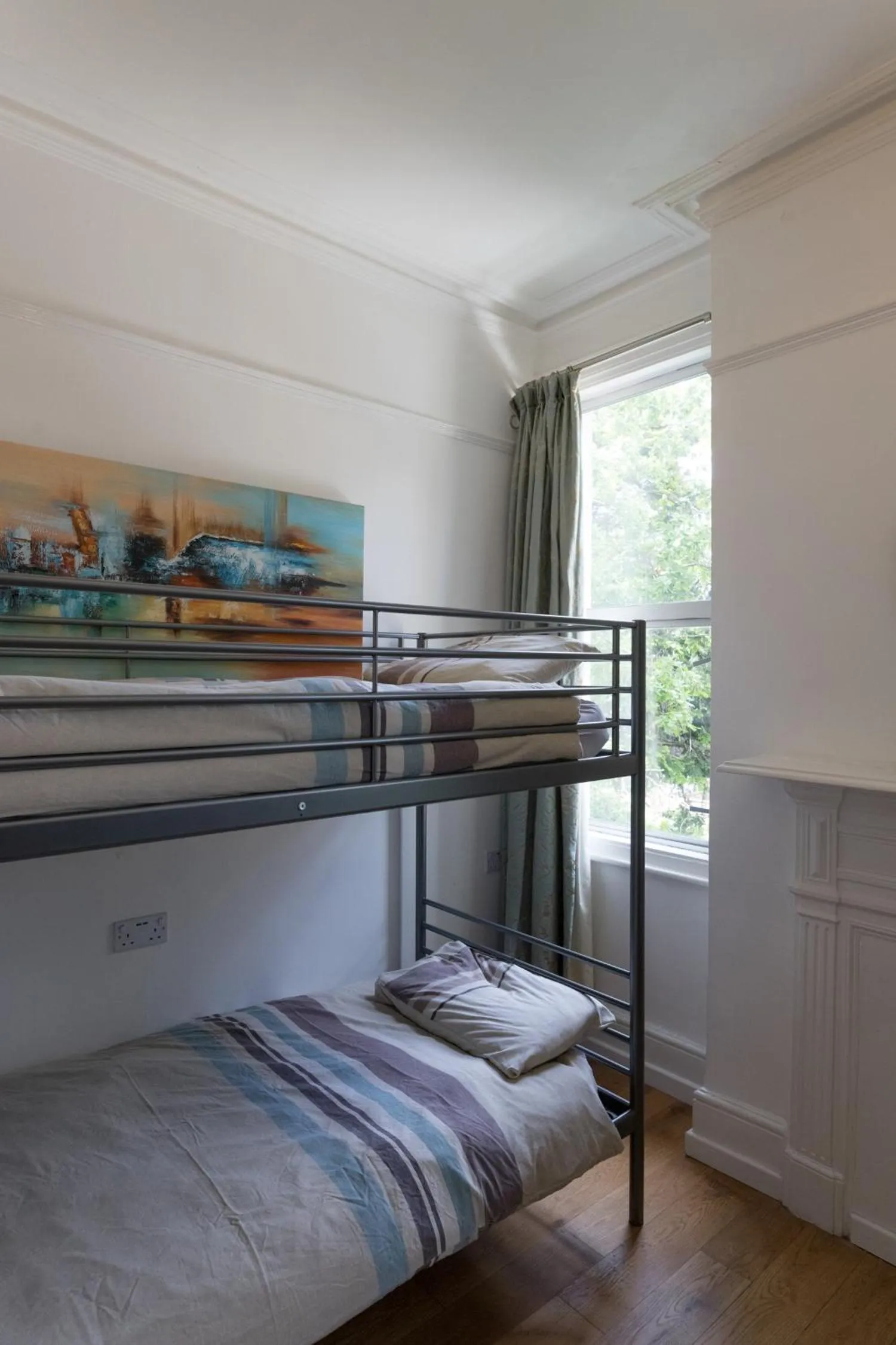 Photo of the whole room, Bed in EBS London Stay