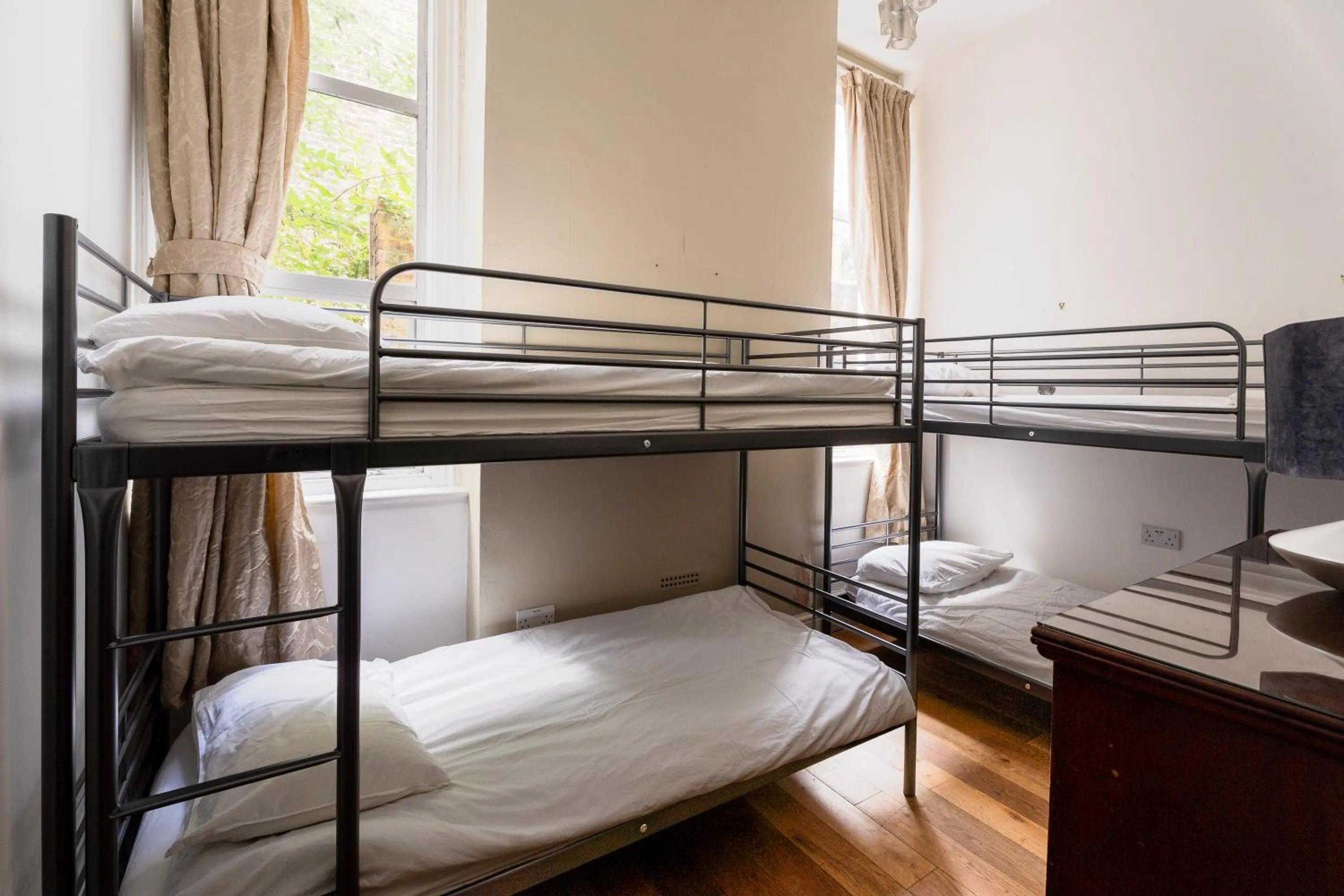 Bed in EBS London Stay