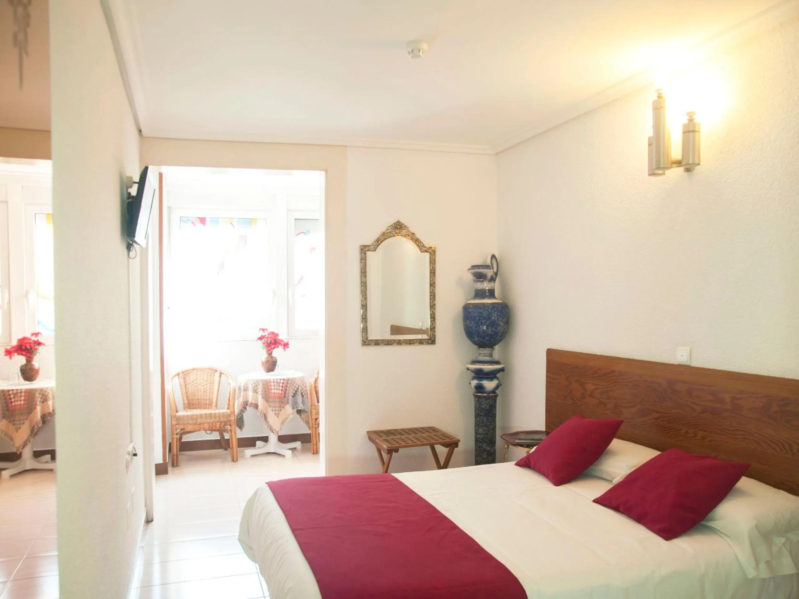 Photo of the whole room, Bed in Dato 2